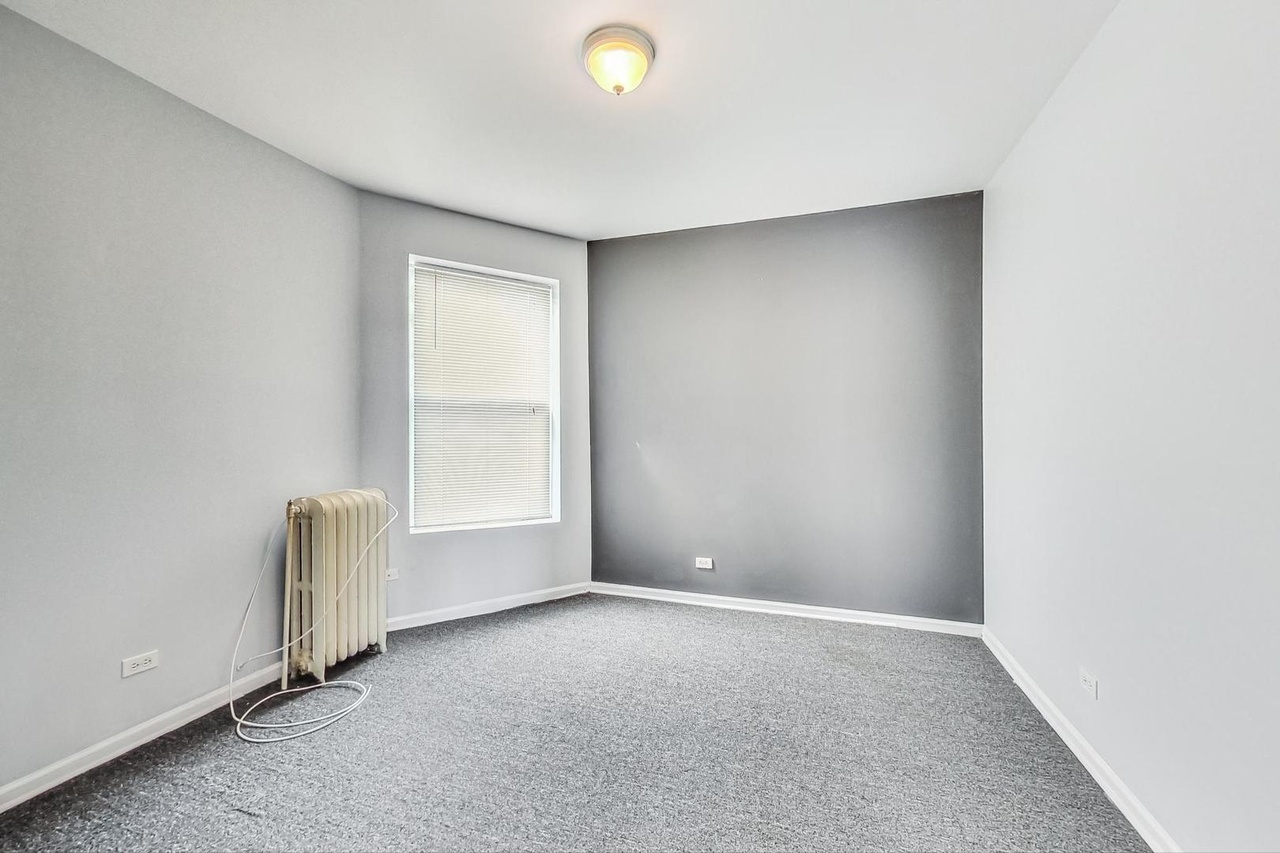 3345 W LEXINGTON Street Unit: 1