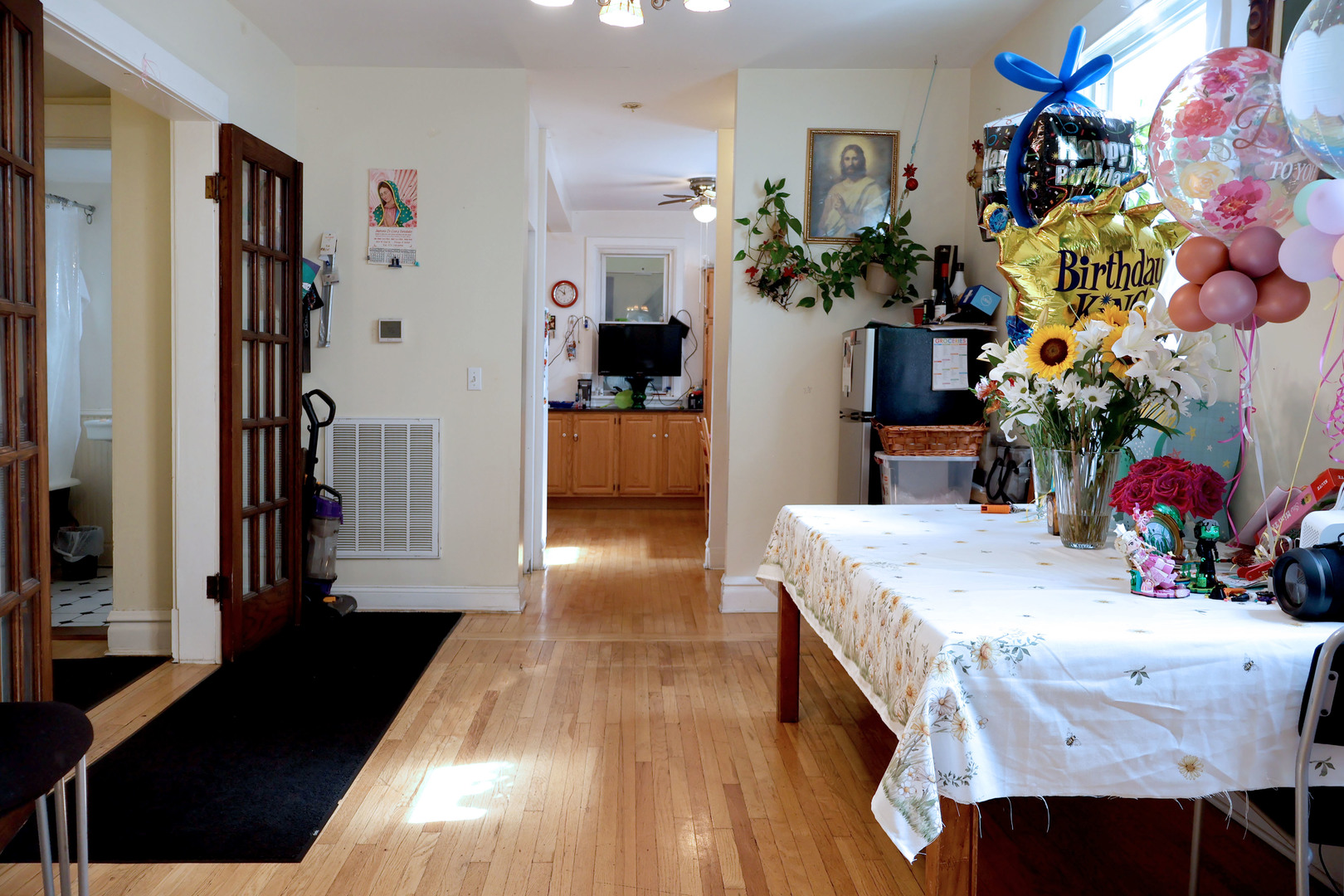 6019 N Paulina Street