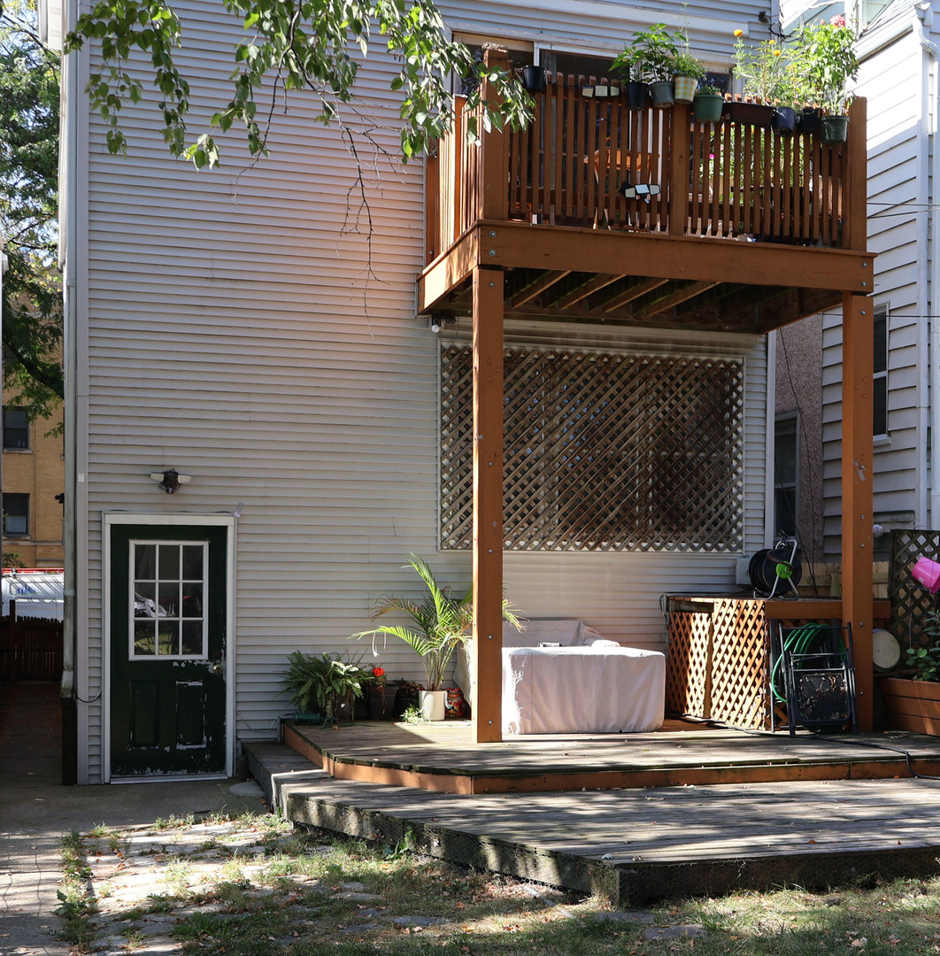 6019 N Paulina Street