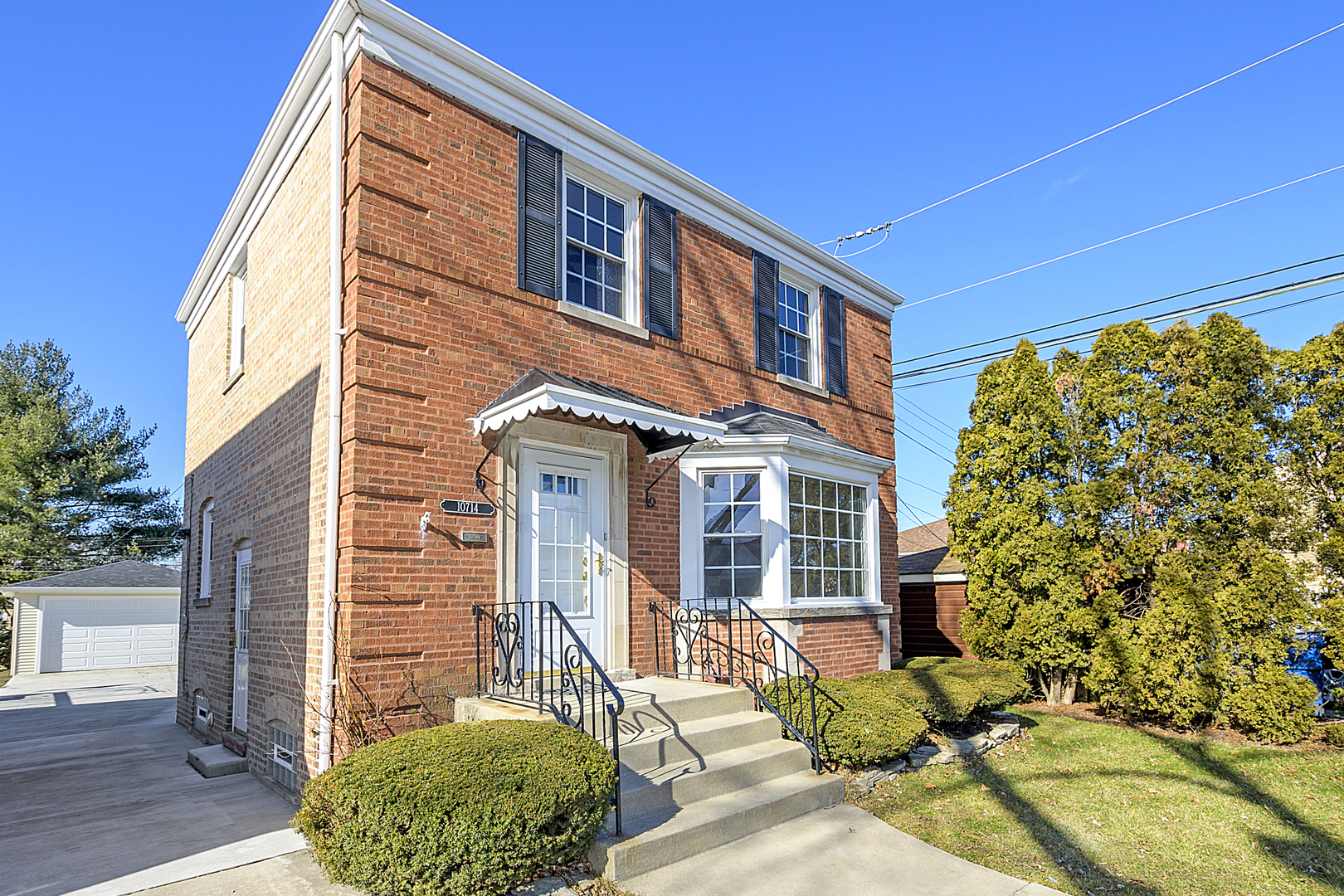 10714 S Trumbull Avenue