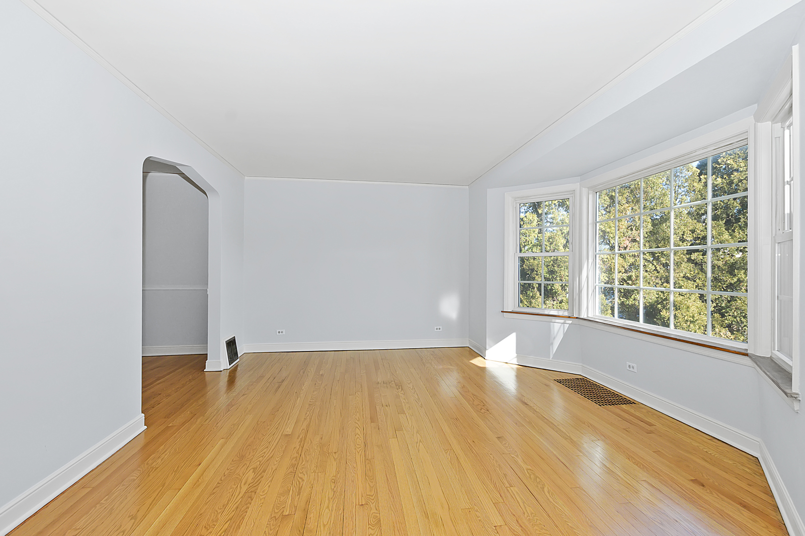 10714 S Trumbull Avenue