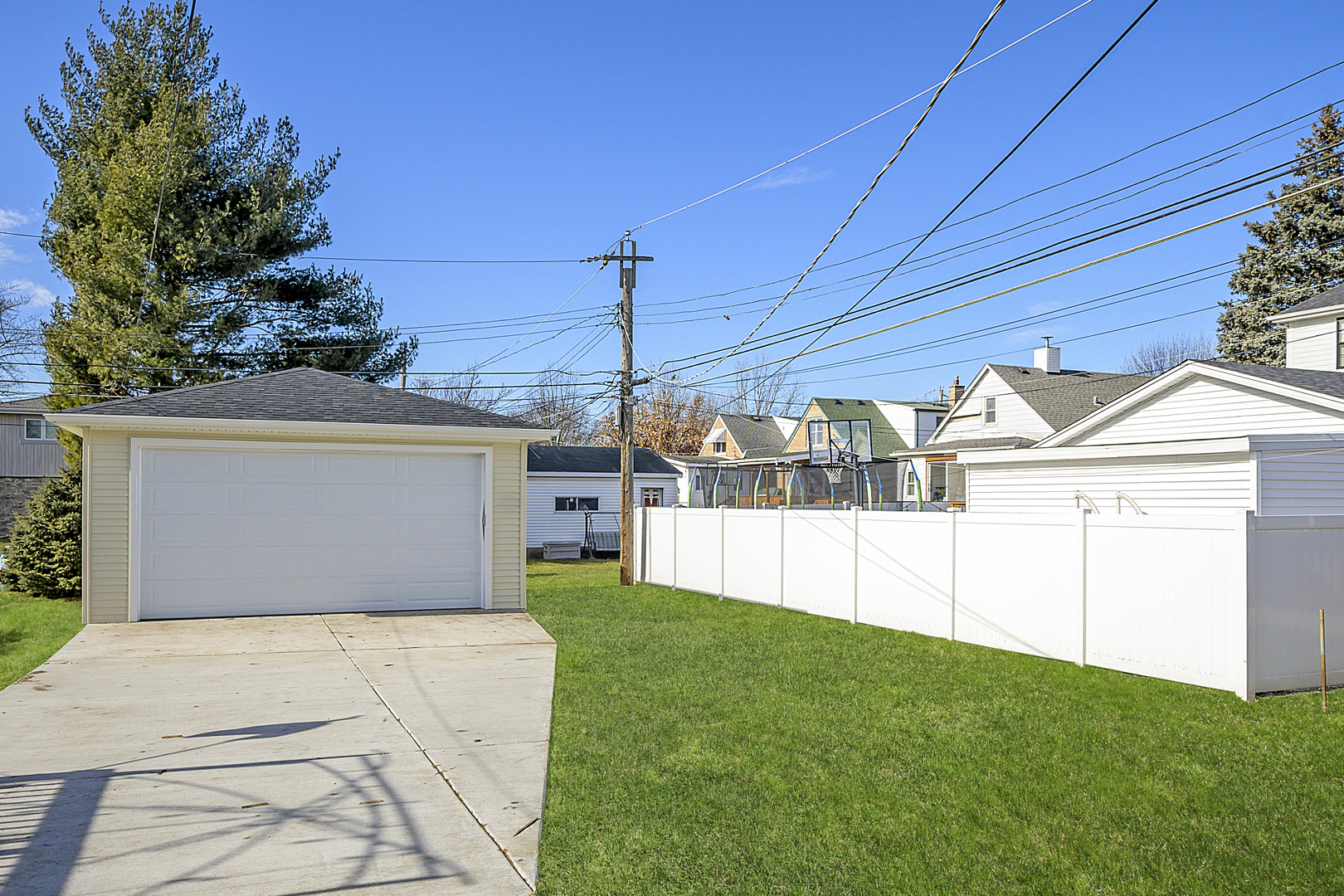 10714 S Trumbull Avenue