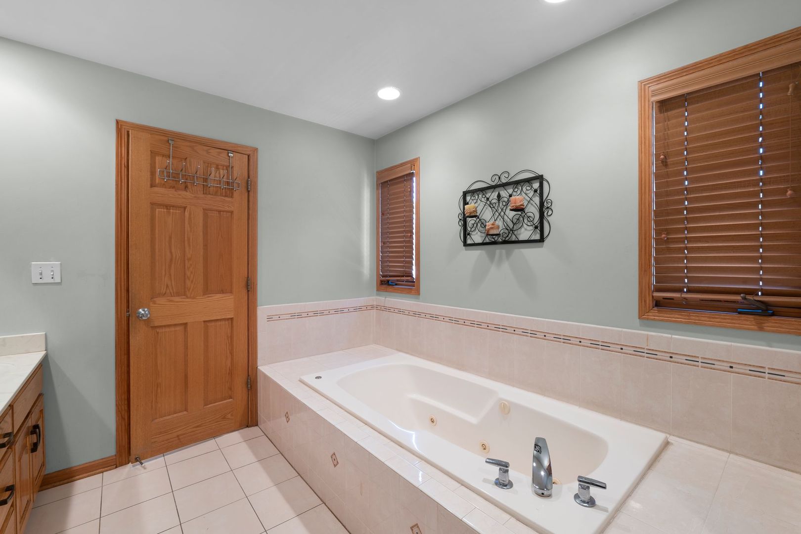 4920 W 106th Place
