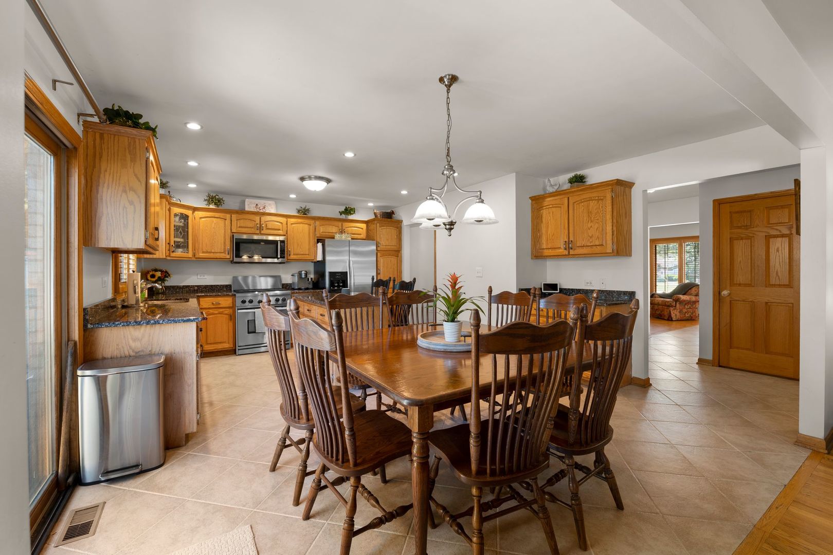 4920 W 106th Place