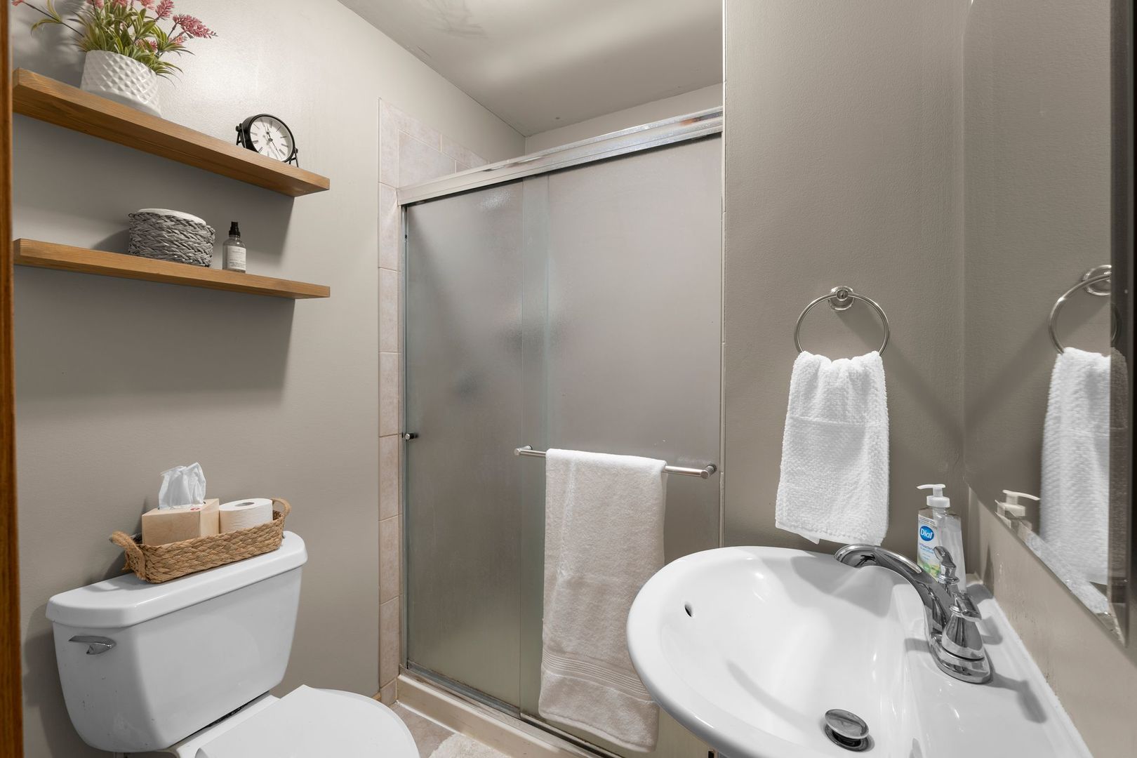 4920 W 106th Place