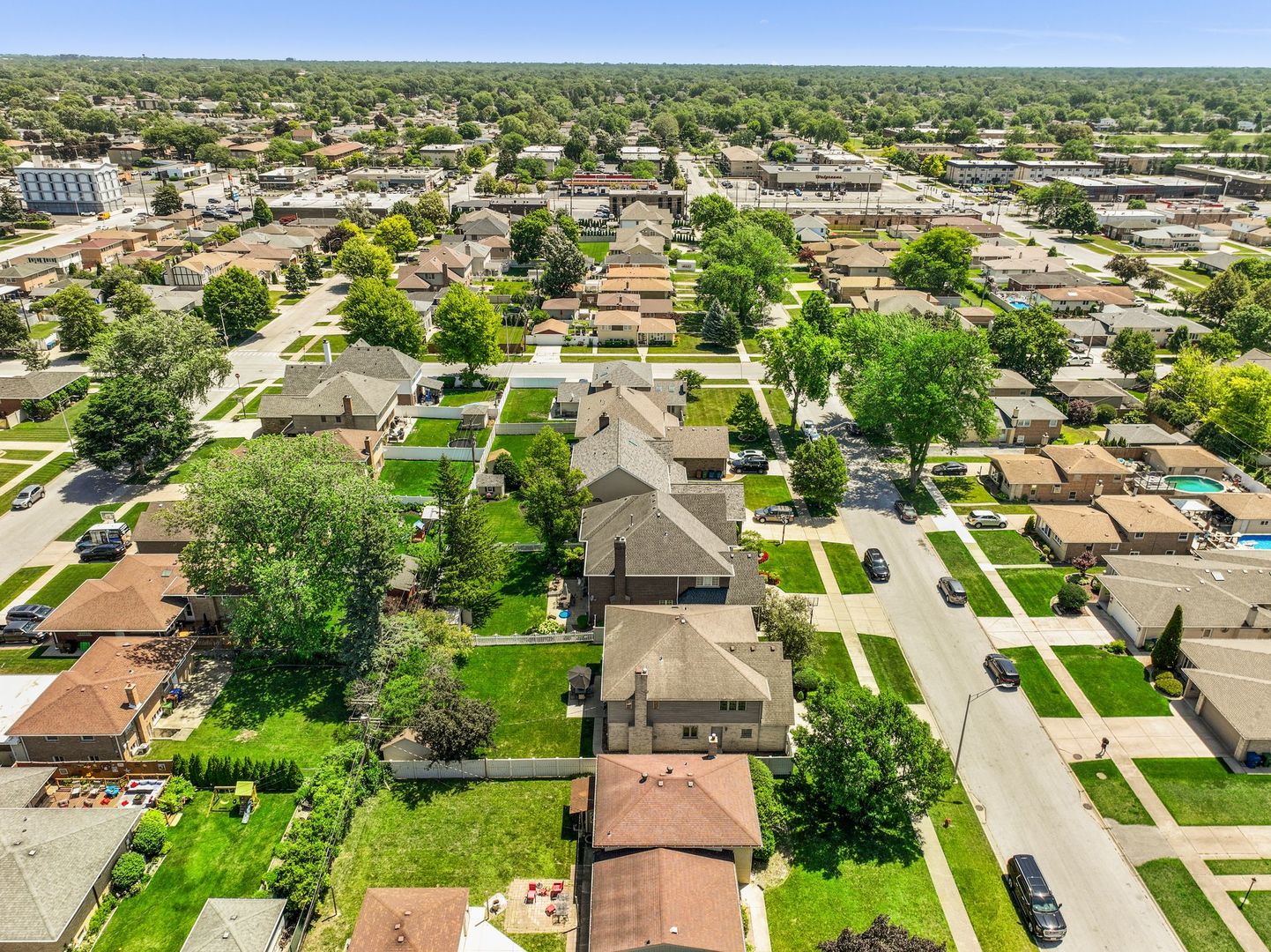 4920 W 106th Place