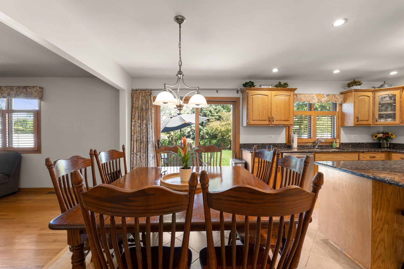 4920 W 106th Place