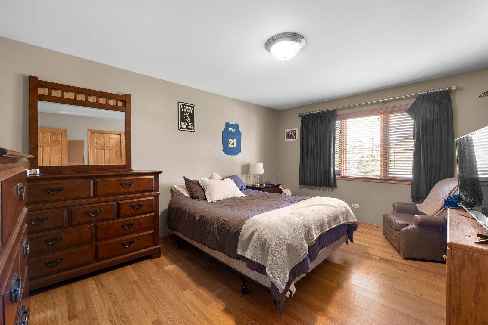 4920 W 106th Place