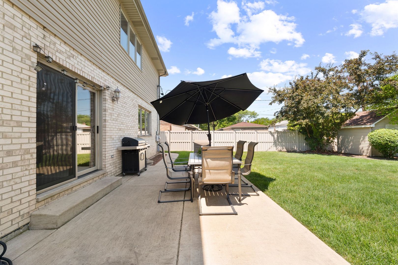 4920 W 106th Place