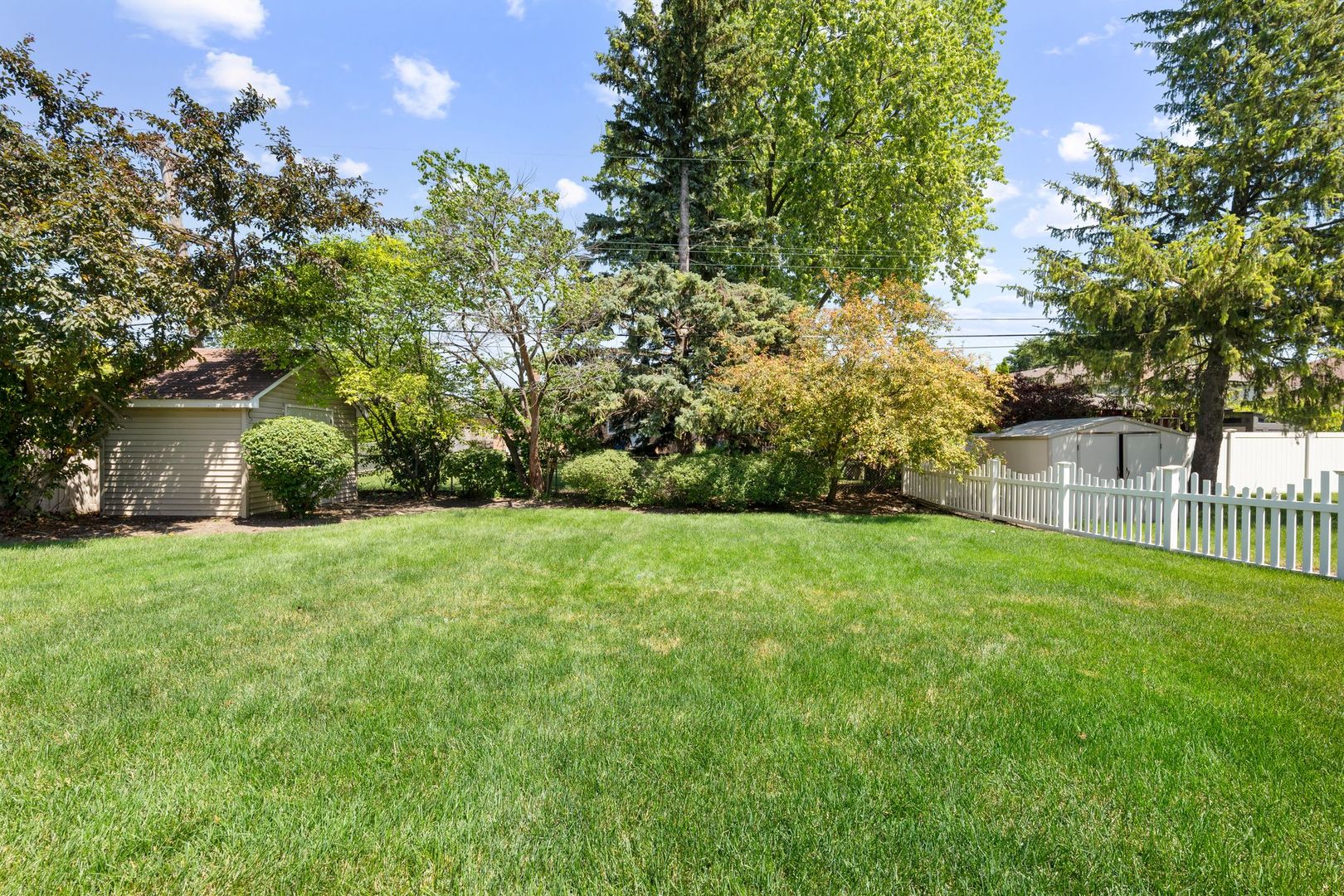 4920 W 106th Place