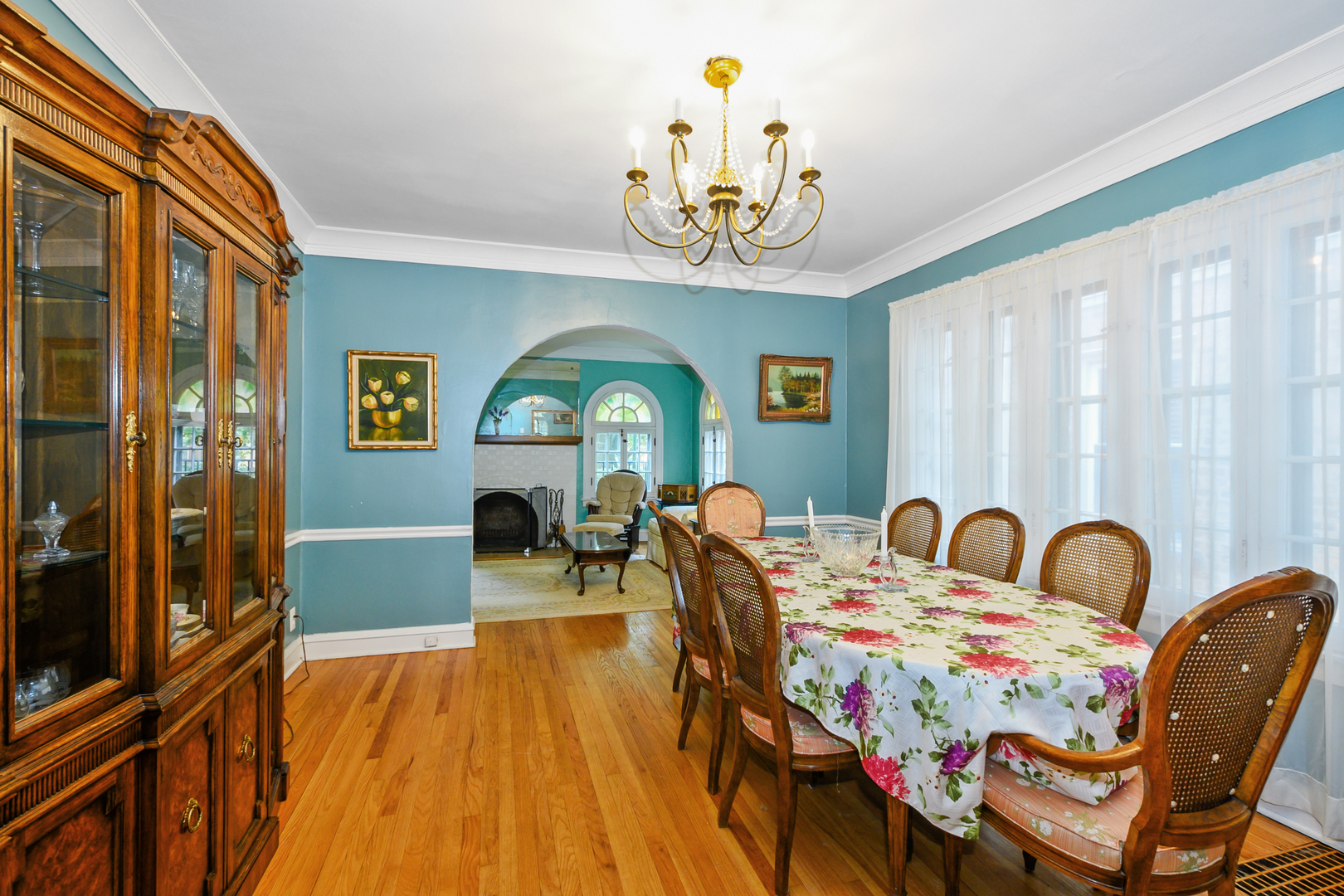 2612 W 106th Place