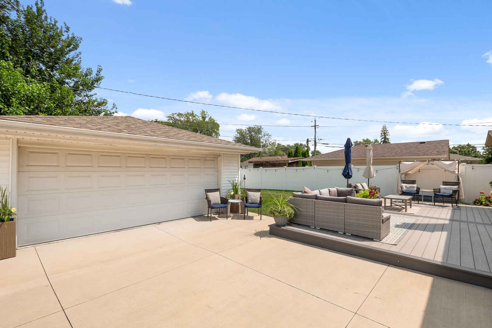 10129 Maple Avenue