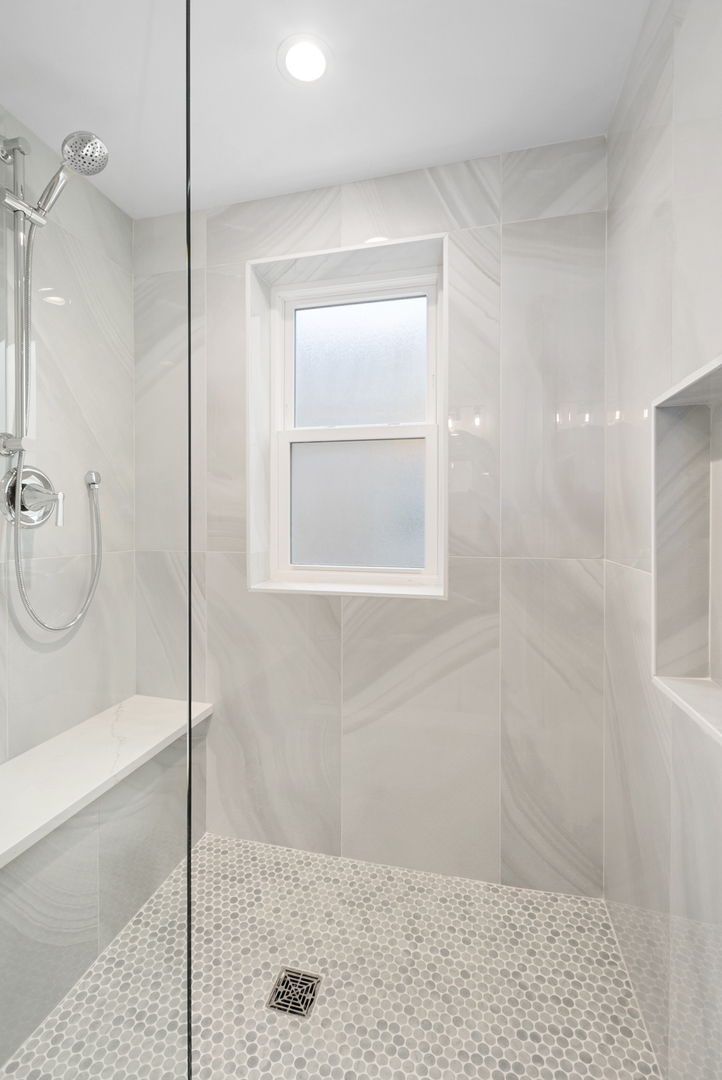 10308 S Spaulding Avenue