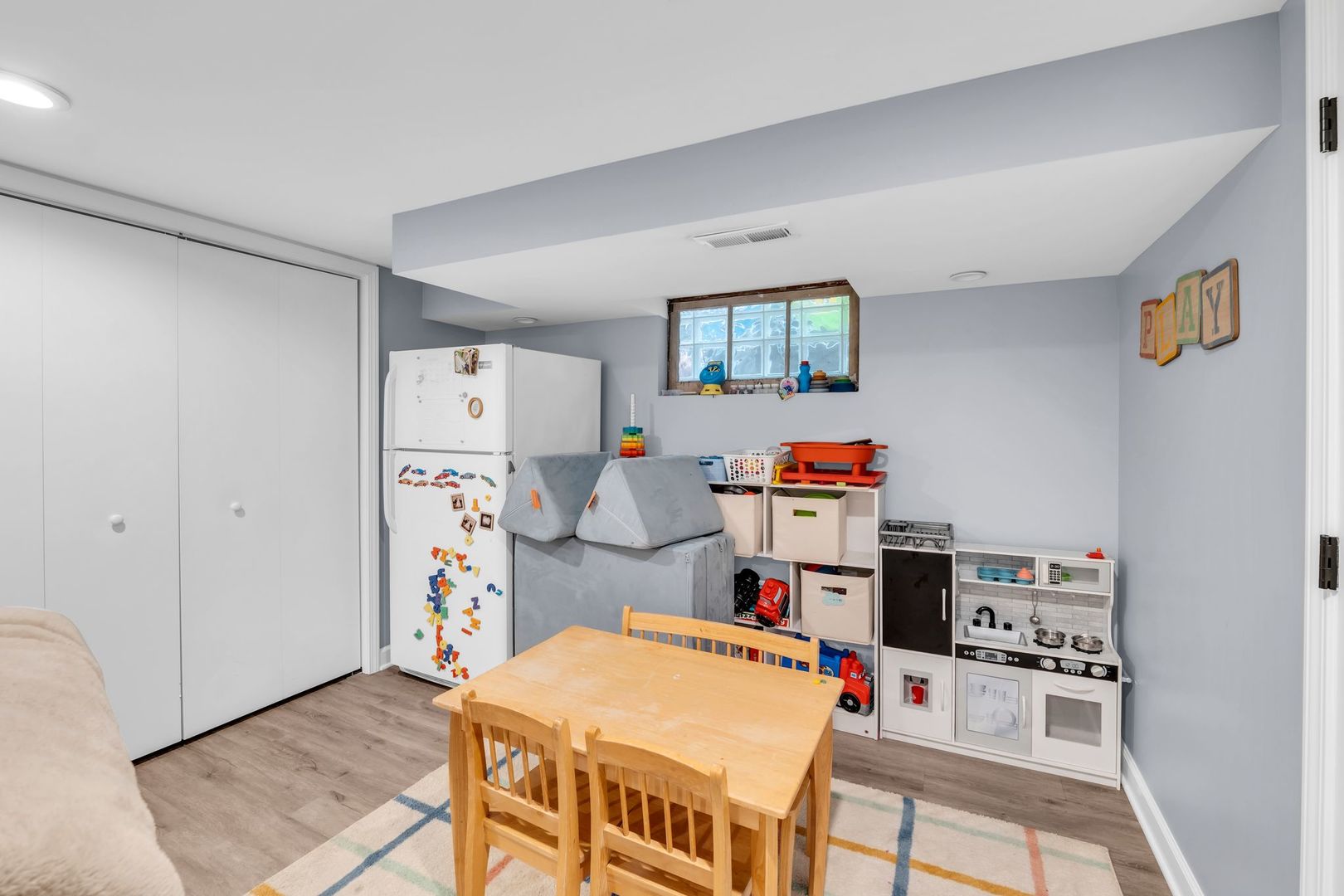 11163 S Trumbull Avenue