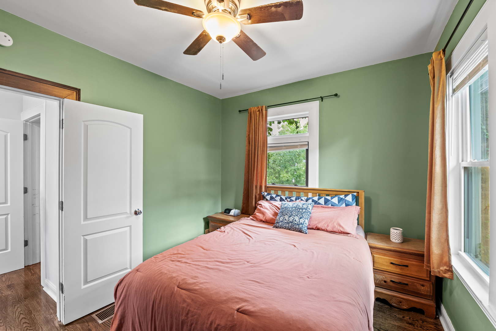 1742 W 106th Street