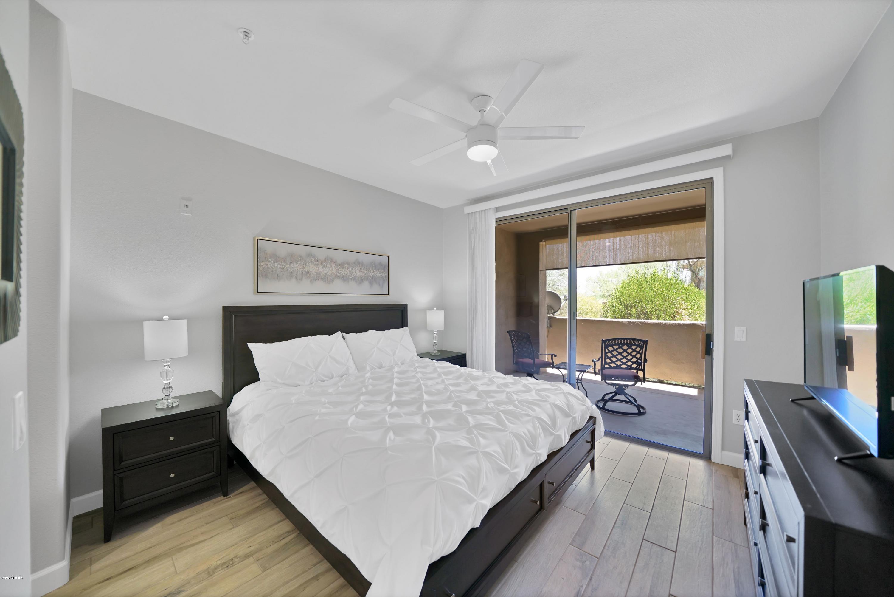 20100 N 78TH Place Unit: 1022