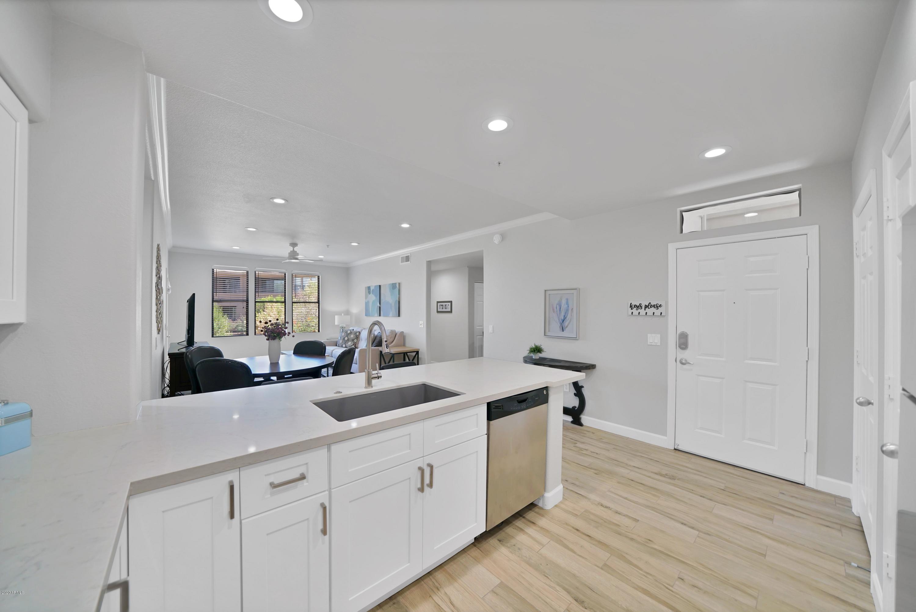 20100 N 78TH Place Unit: 1022