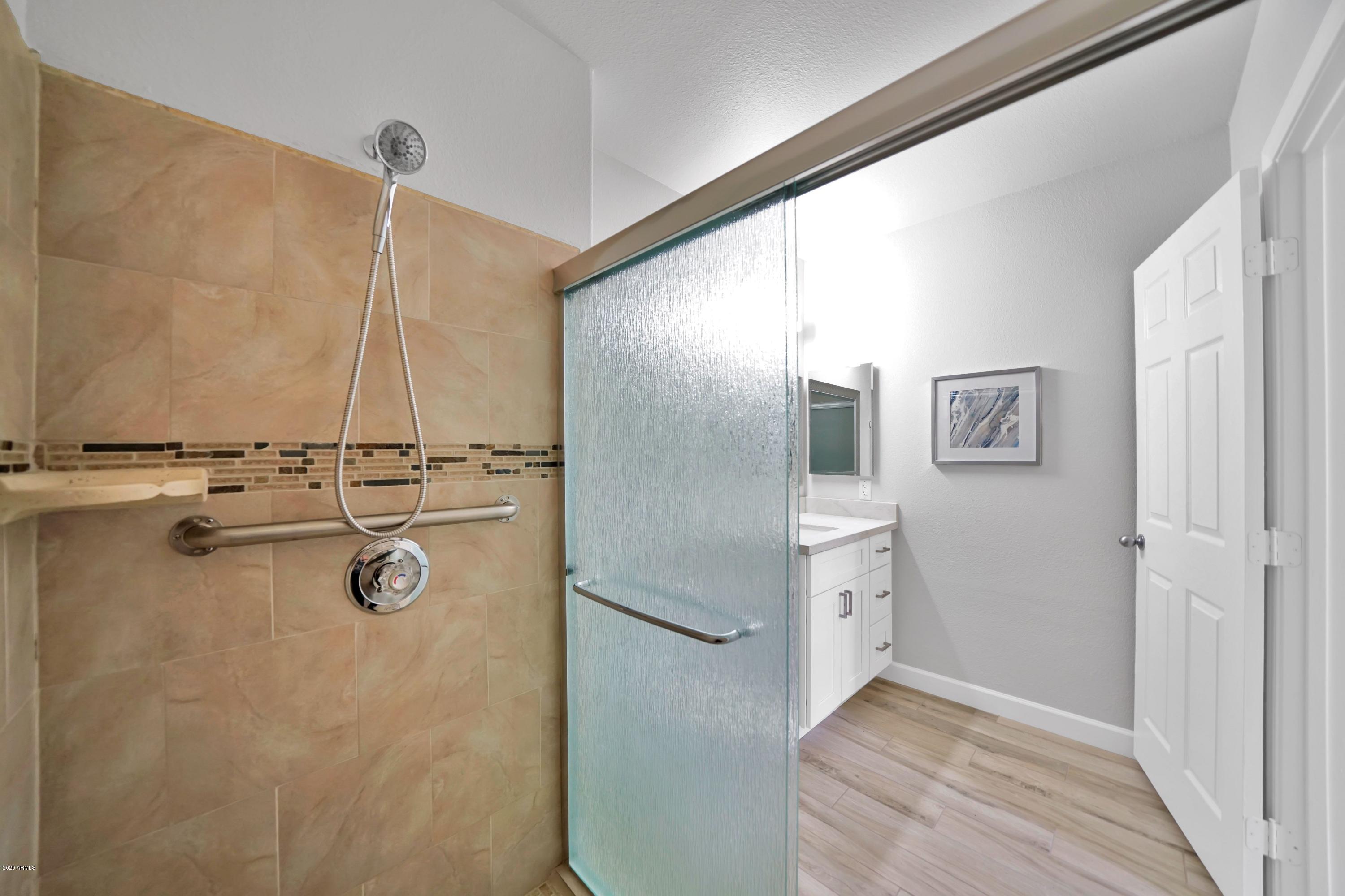 20100 N 78TH Place Unit: 1022