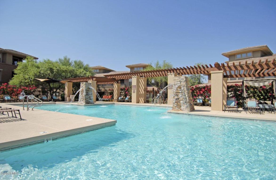 20100 N 78TH Place Unit: 1022