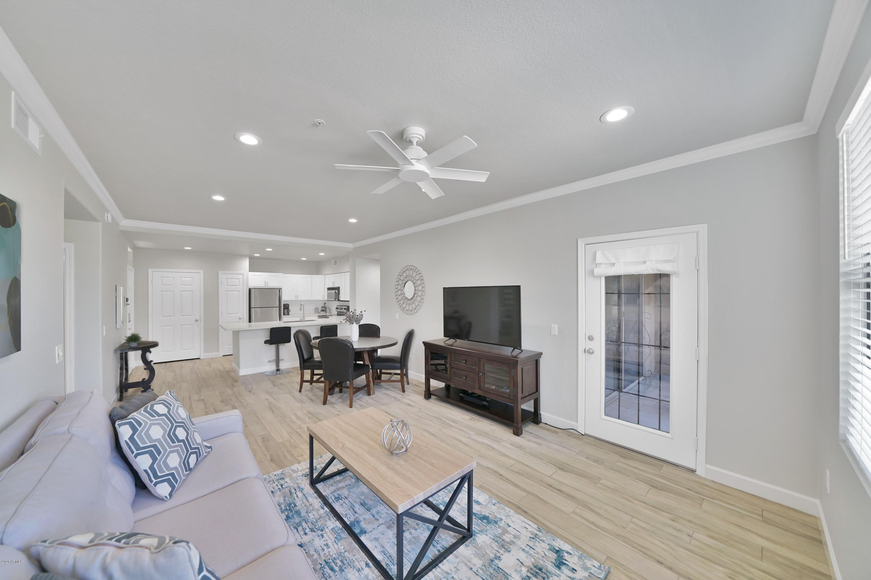 20100 N 78TH Place Unit: 1022