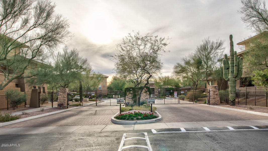 20100 N 78TH Place Unit: 1022