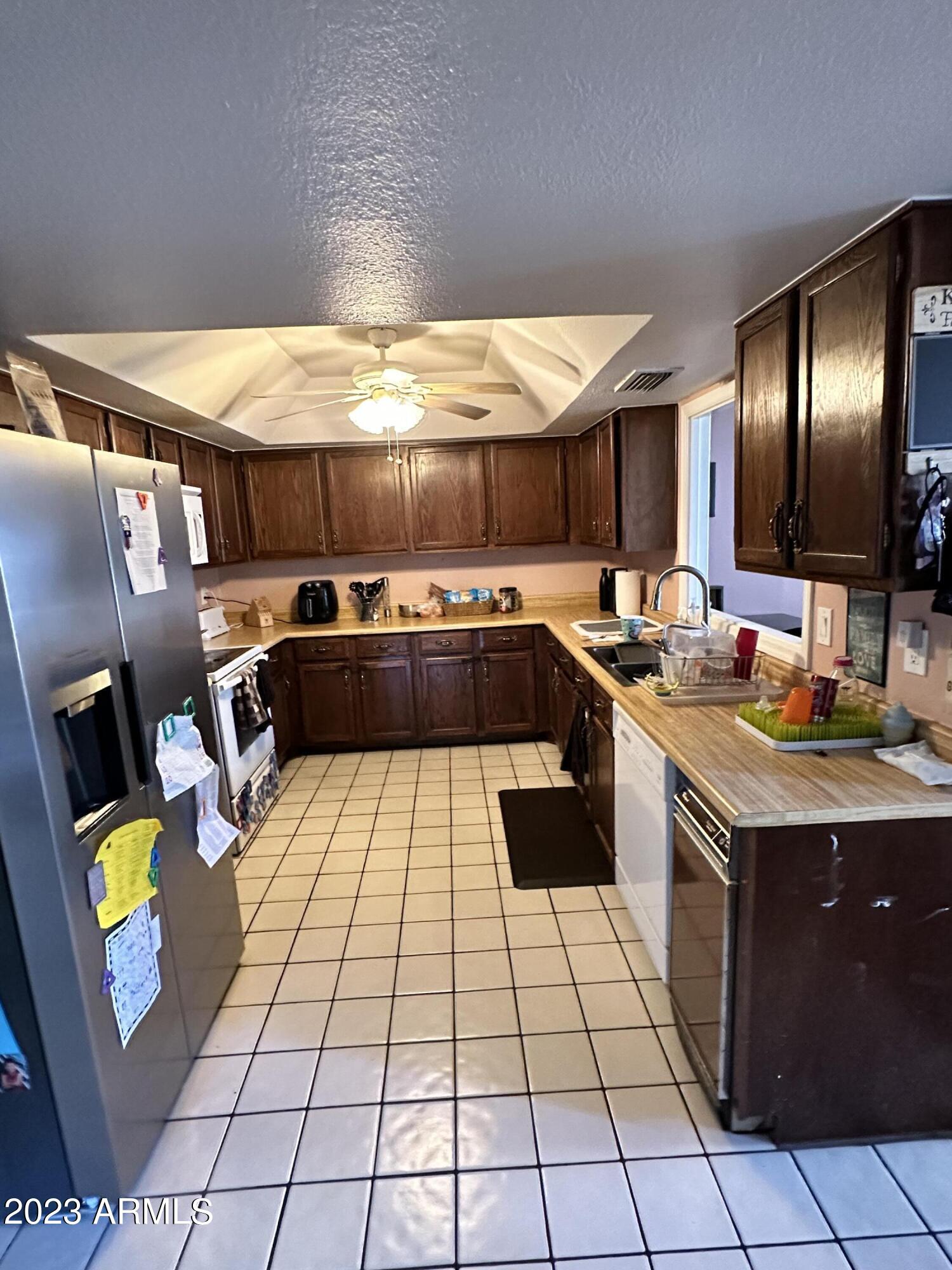 7409 E PLEASANT Run