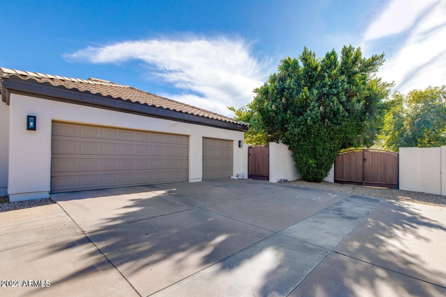 11607 E ONYX Avenue