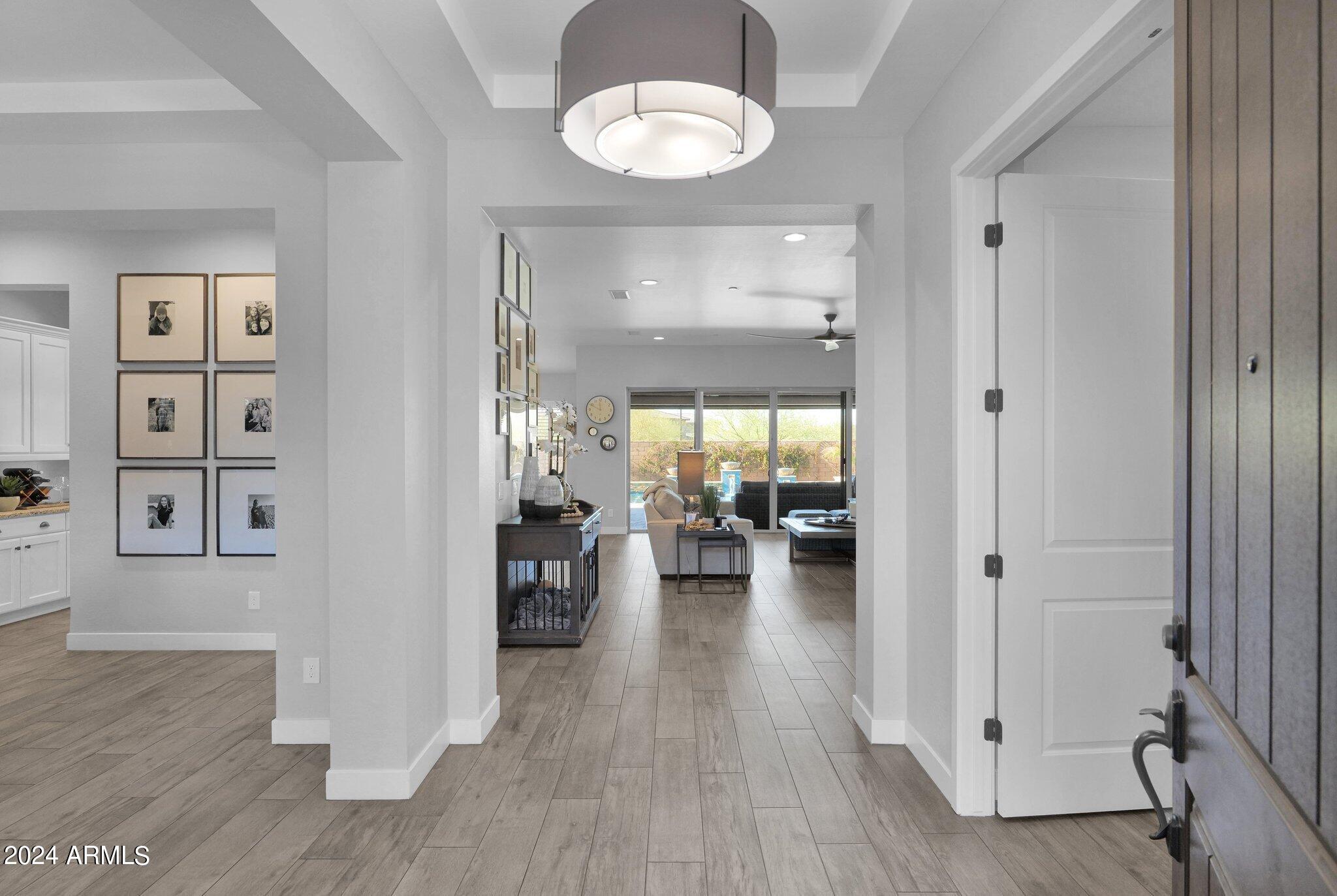 2905 E LOS GATOS Drive