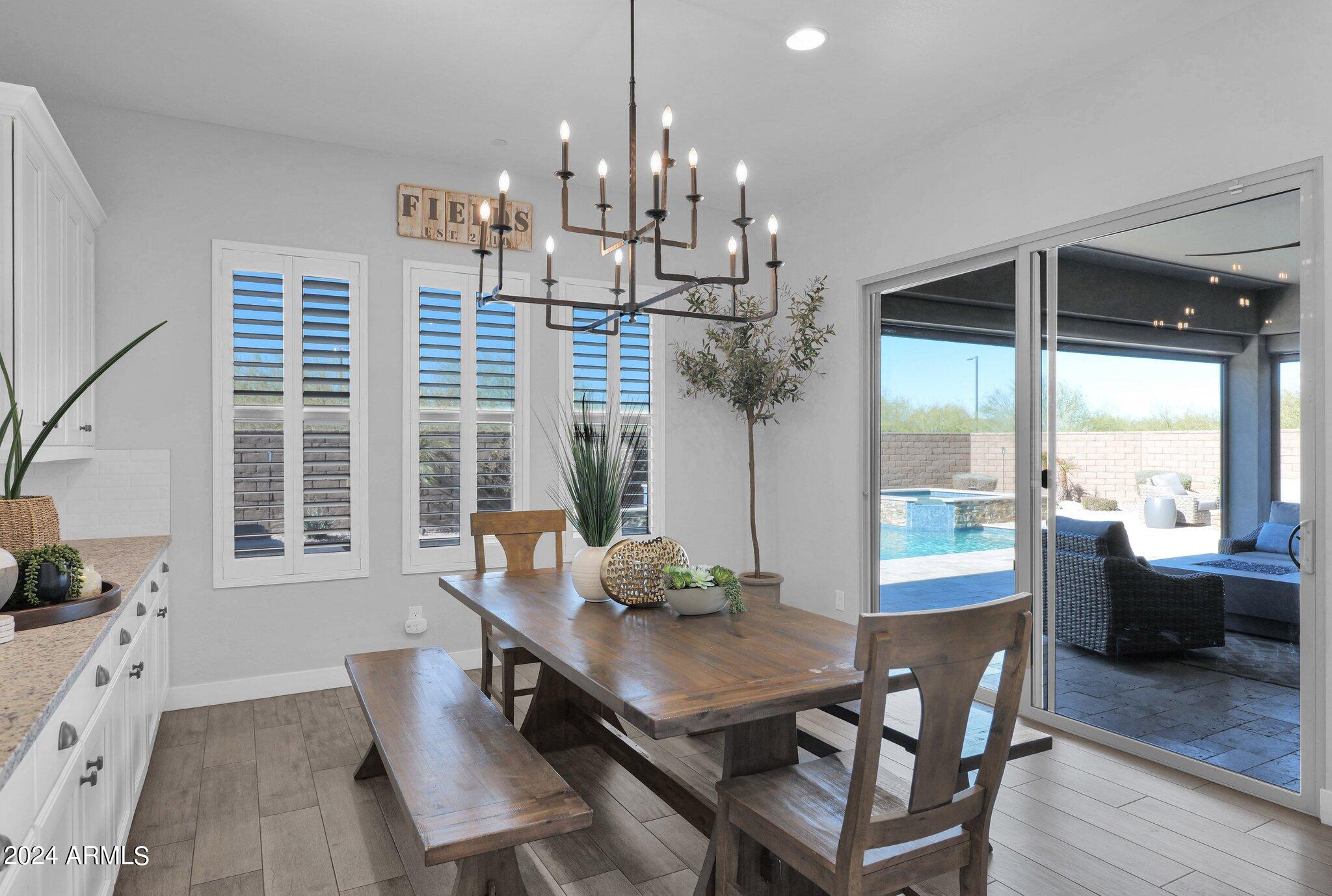 2905 E LOS GATOS Drive