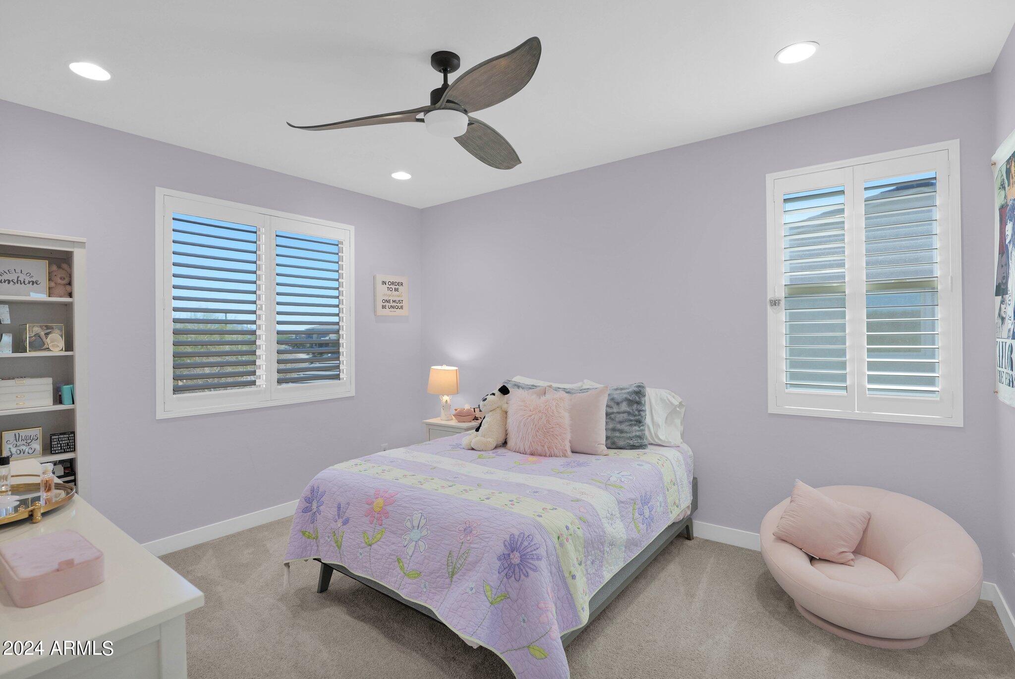 2905 E LOS GATOS Drive