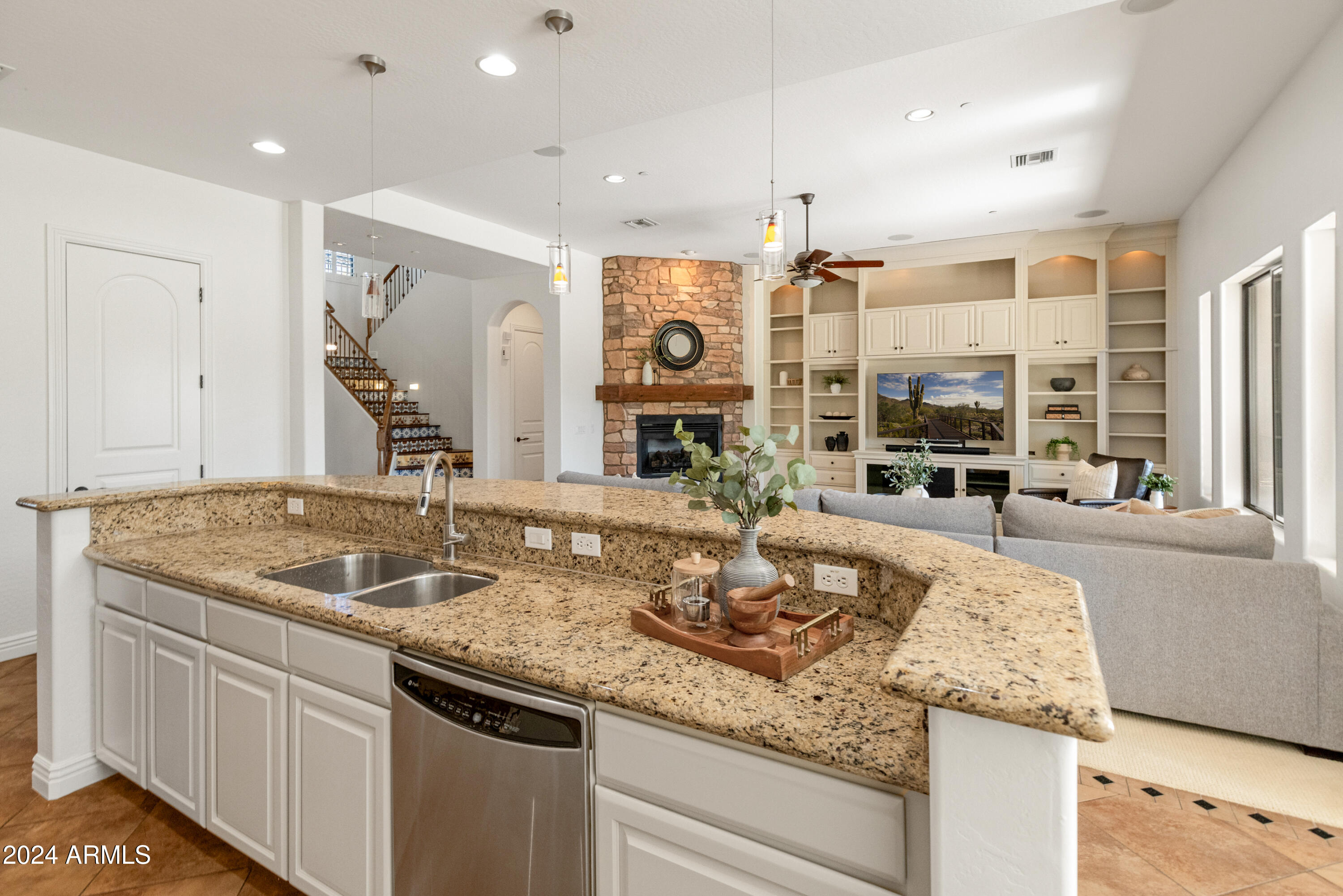 9883 E DESERT JEWEL Drive