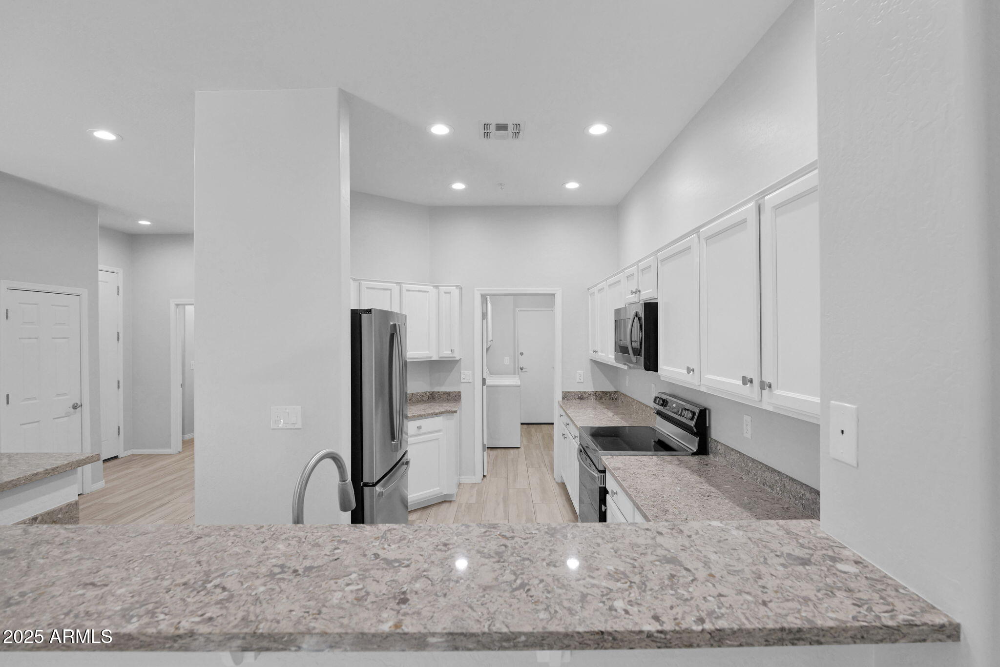 16420 N THOMPSON PEAK Parkway, 1057