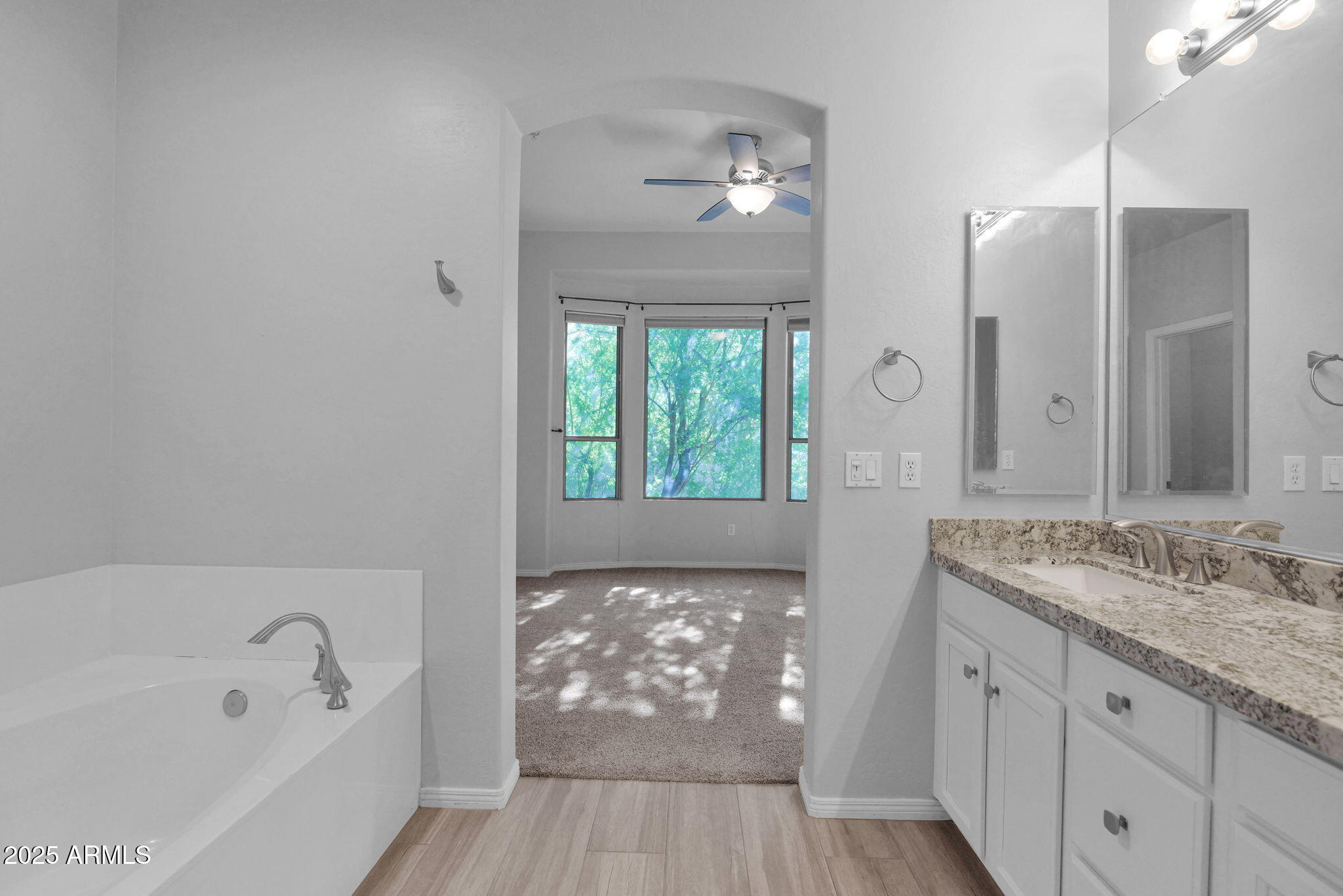 16420 N THOMPSON PEAK Parkway, 1057