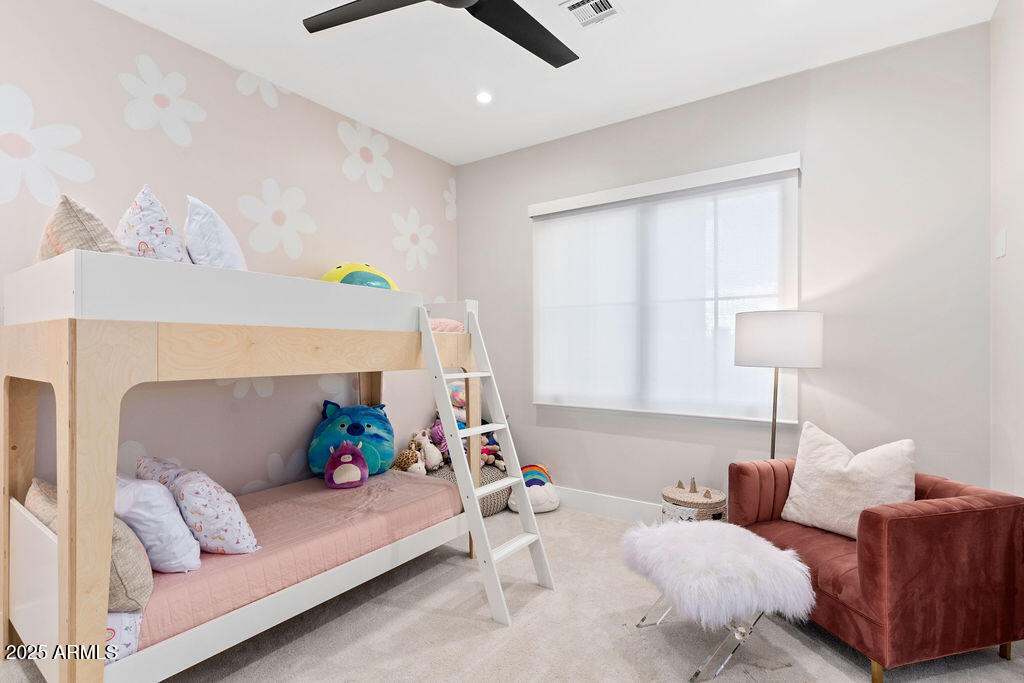 6832 E MONTGOMERY Road