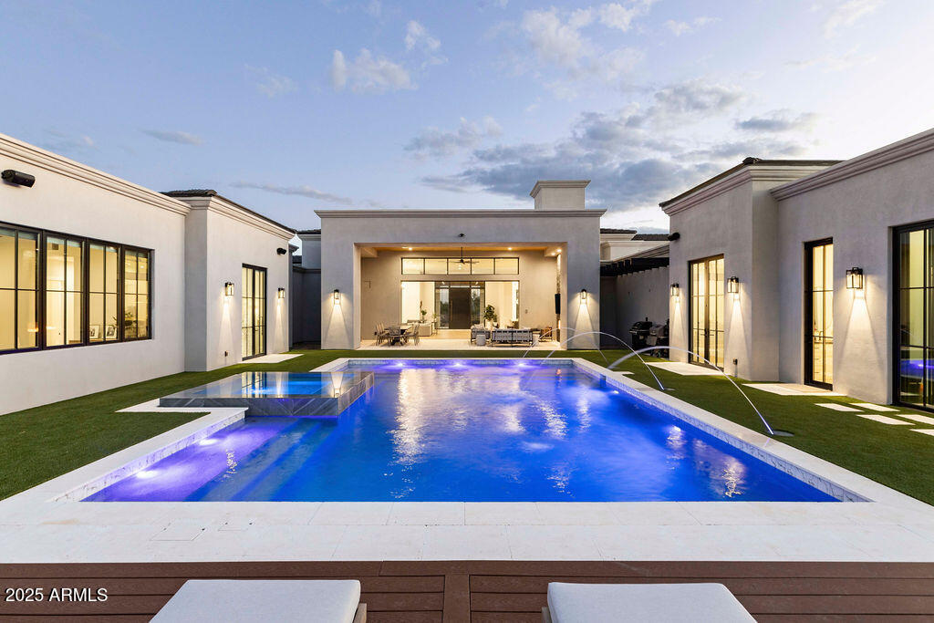 6832 E MONTGOMERY Road