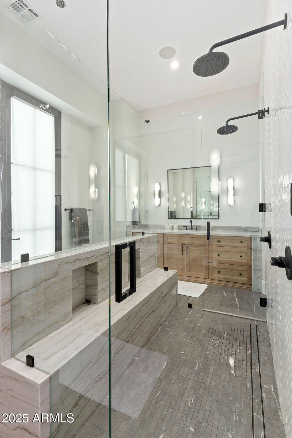 6832 E MONTGOMERY Road