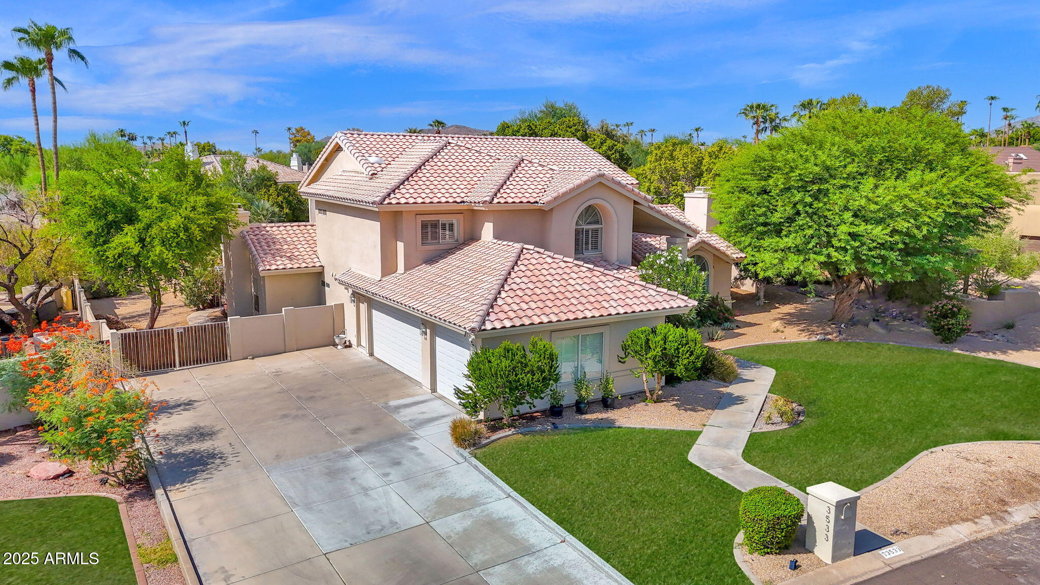 3533 E HIALEA Court