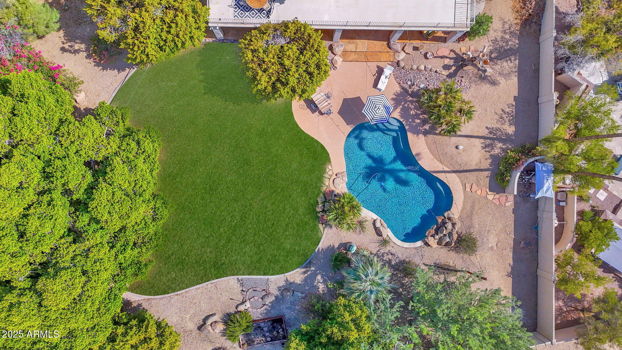 3533 E HIALEA Court