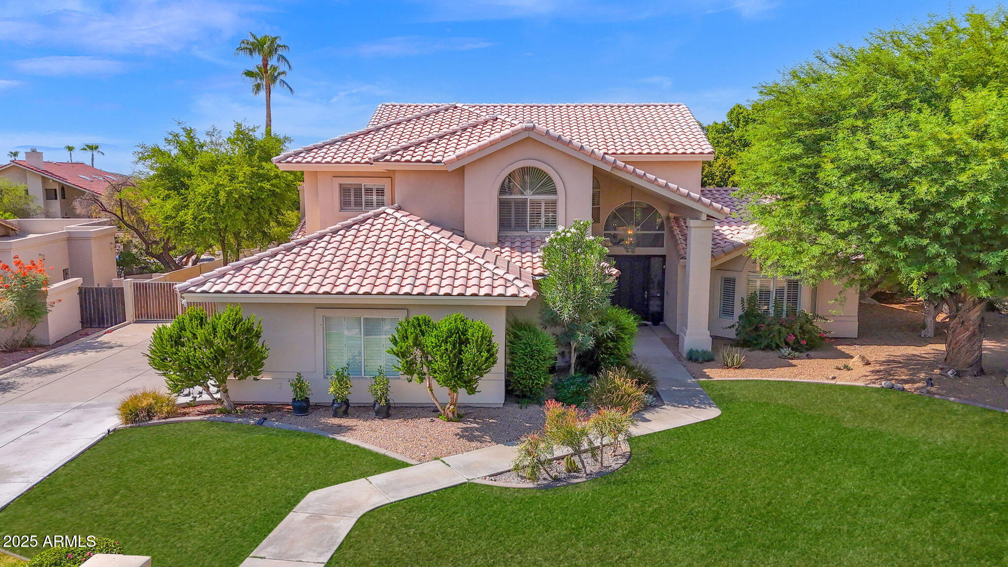 3533 E HIALEA Court