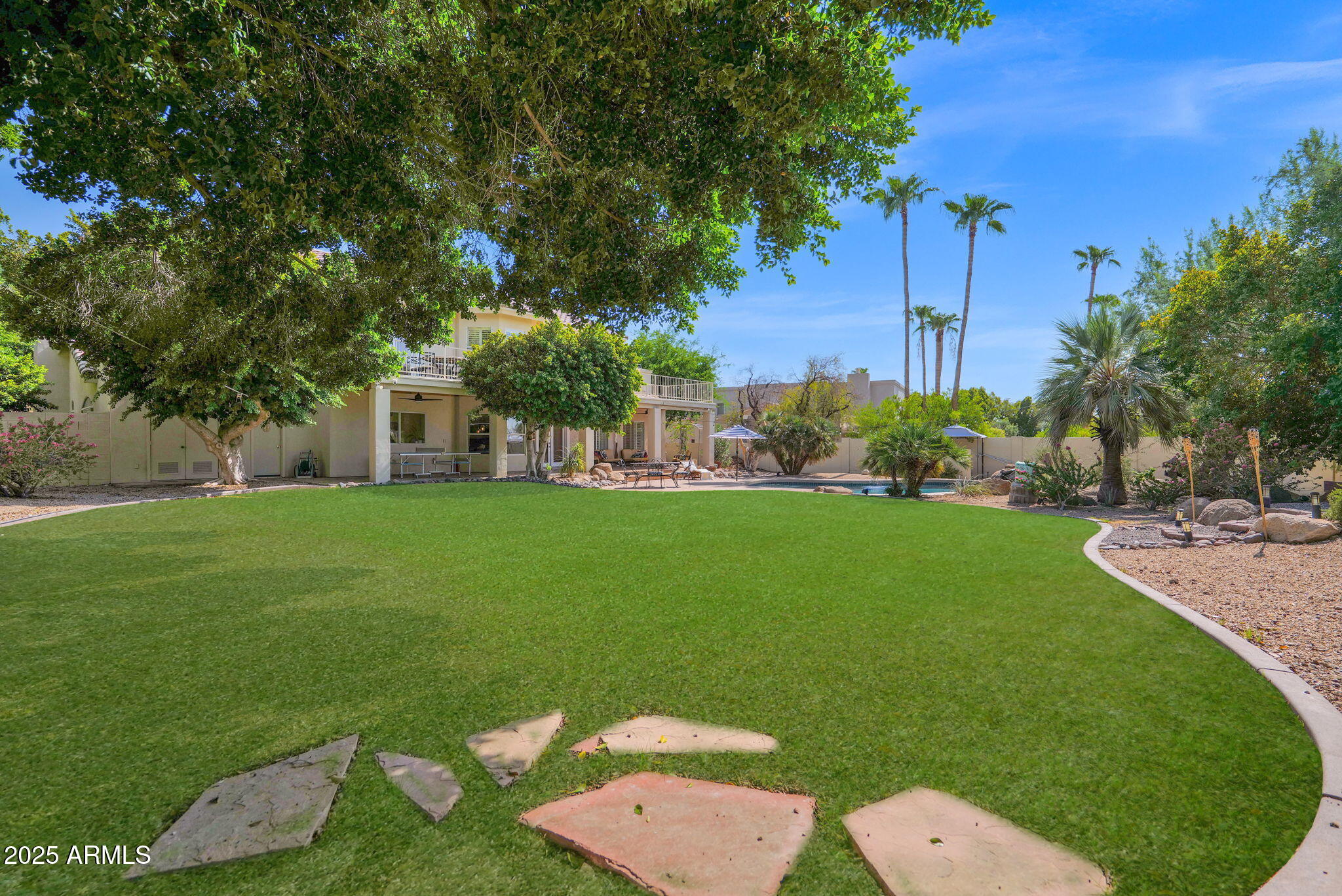 3533 E HIALEA Court