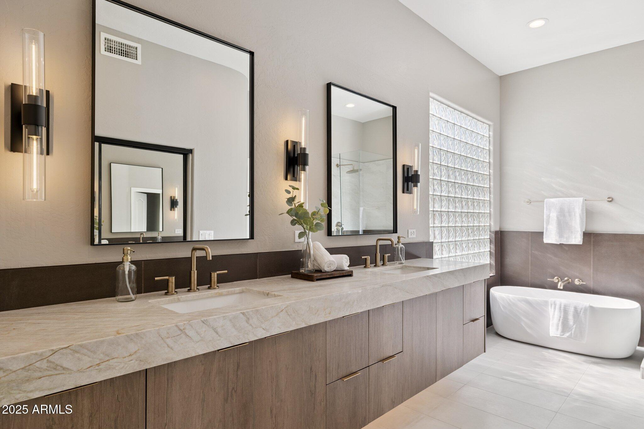 8179 E SIERRA PINTA Drive