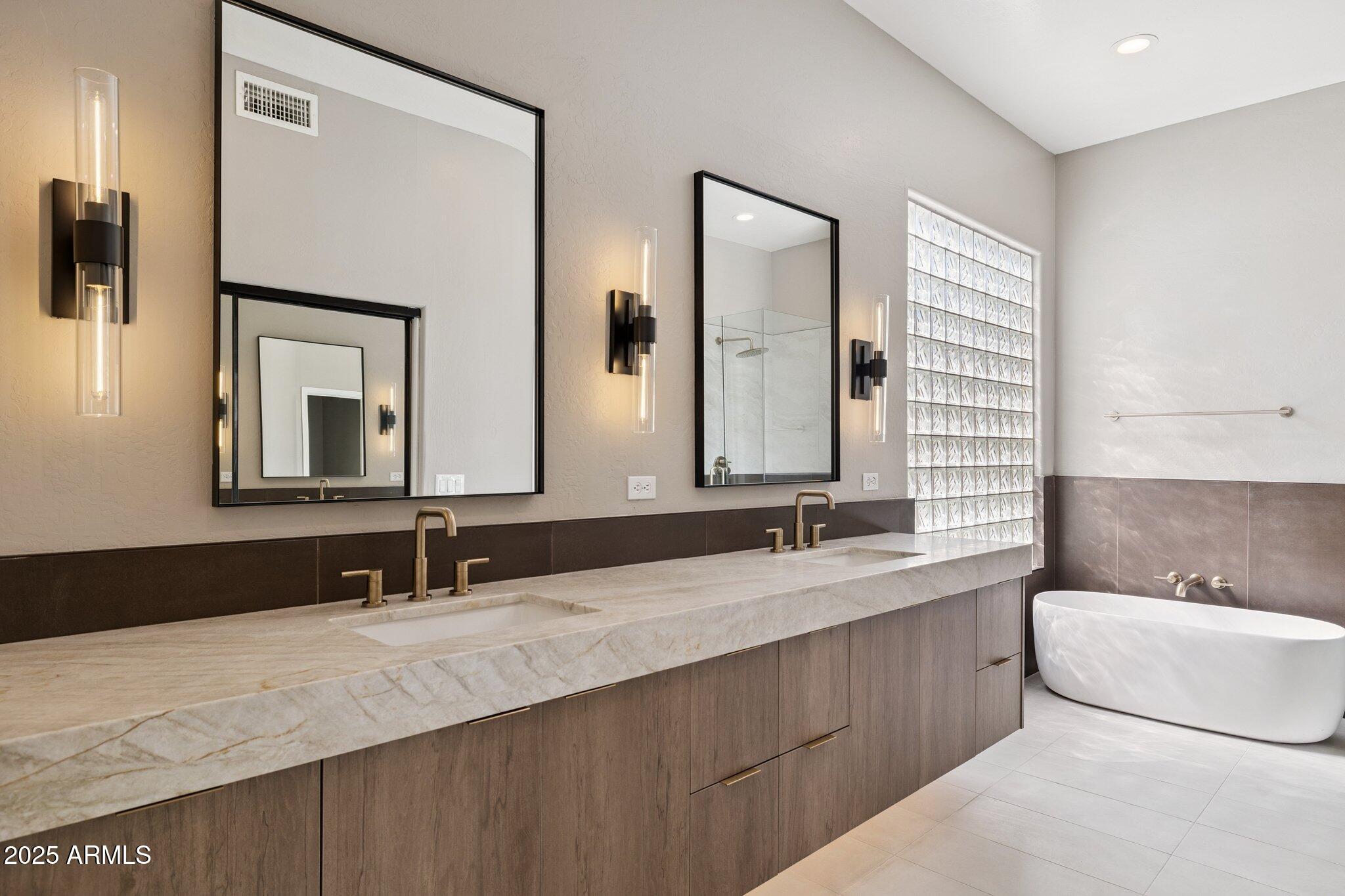 8179 E SIERRA PINTA Drive