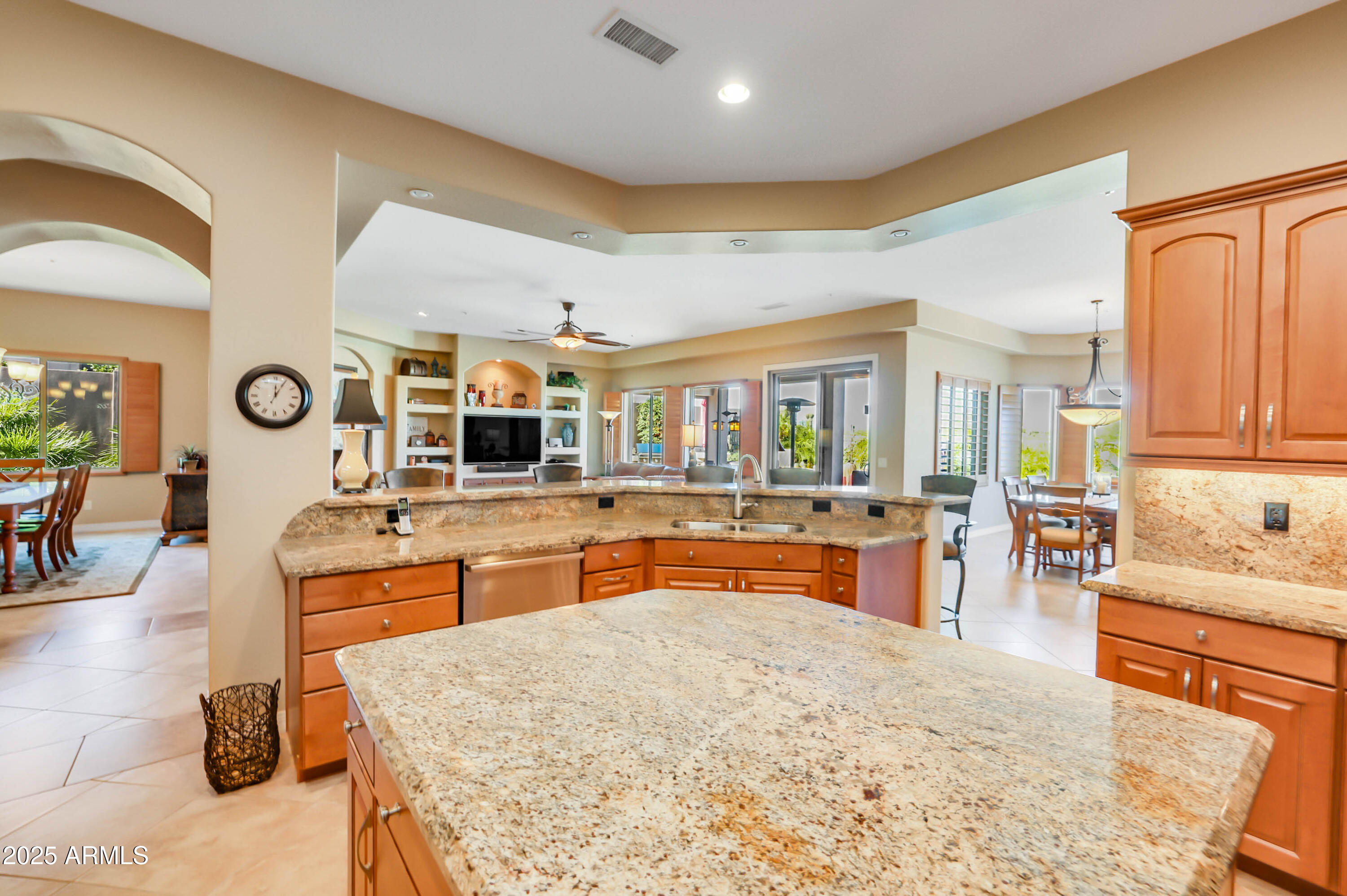 9710 E INGLEWOOD Circle