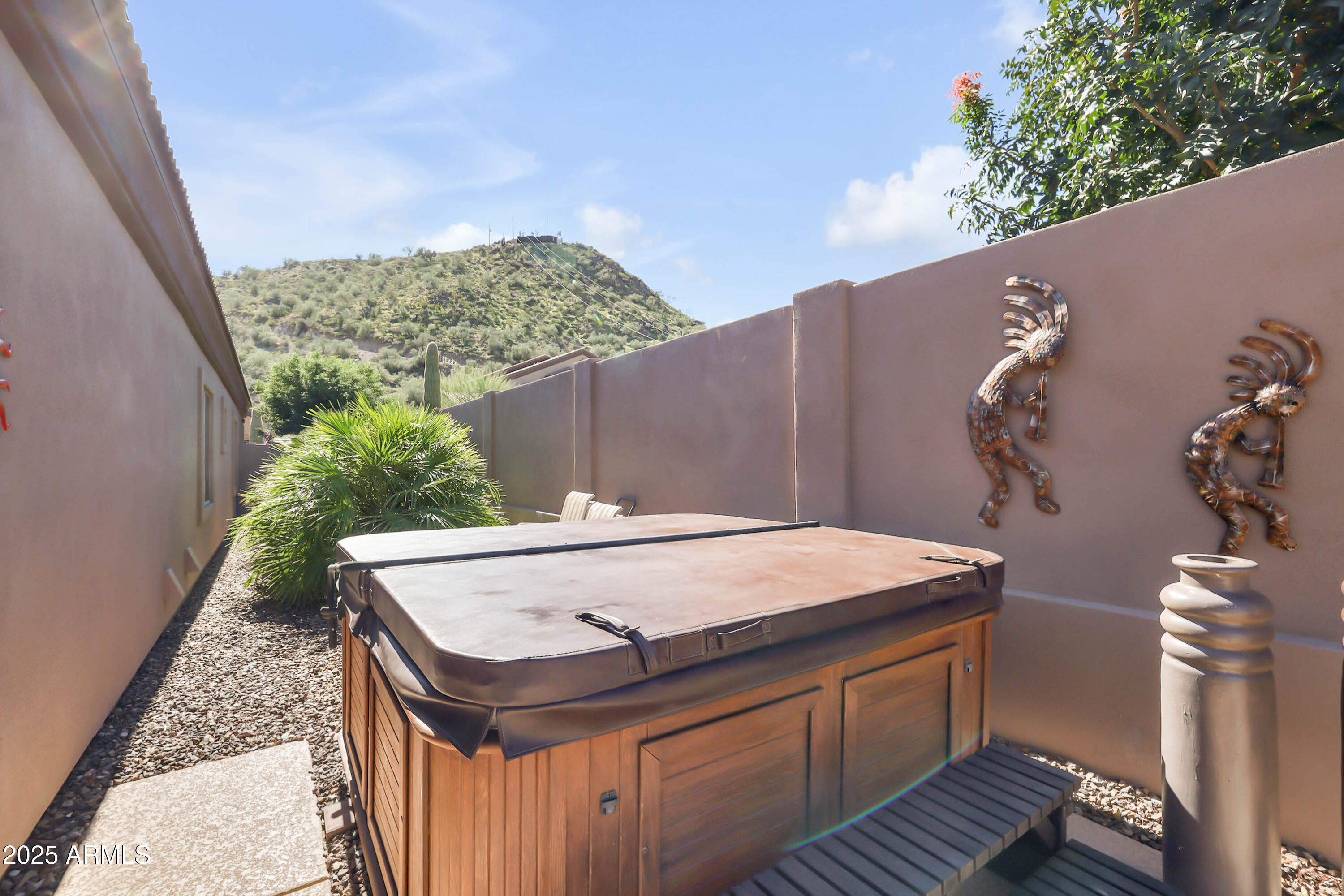 9710 E INGLEWOOD Circle