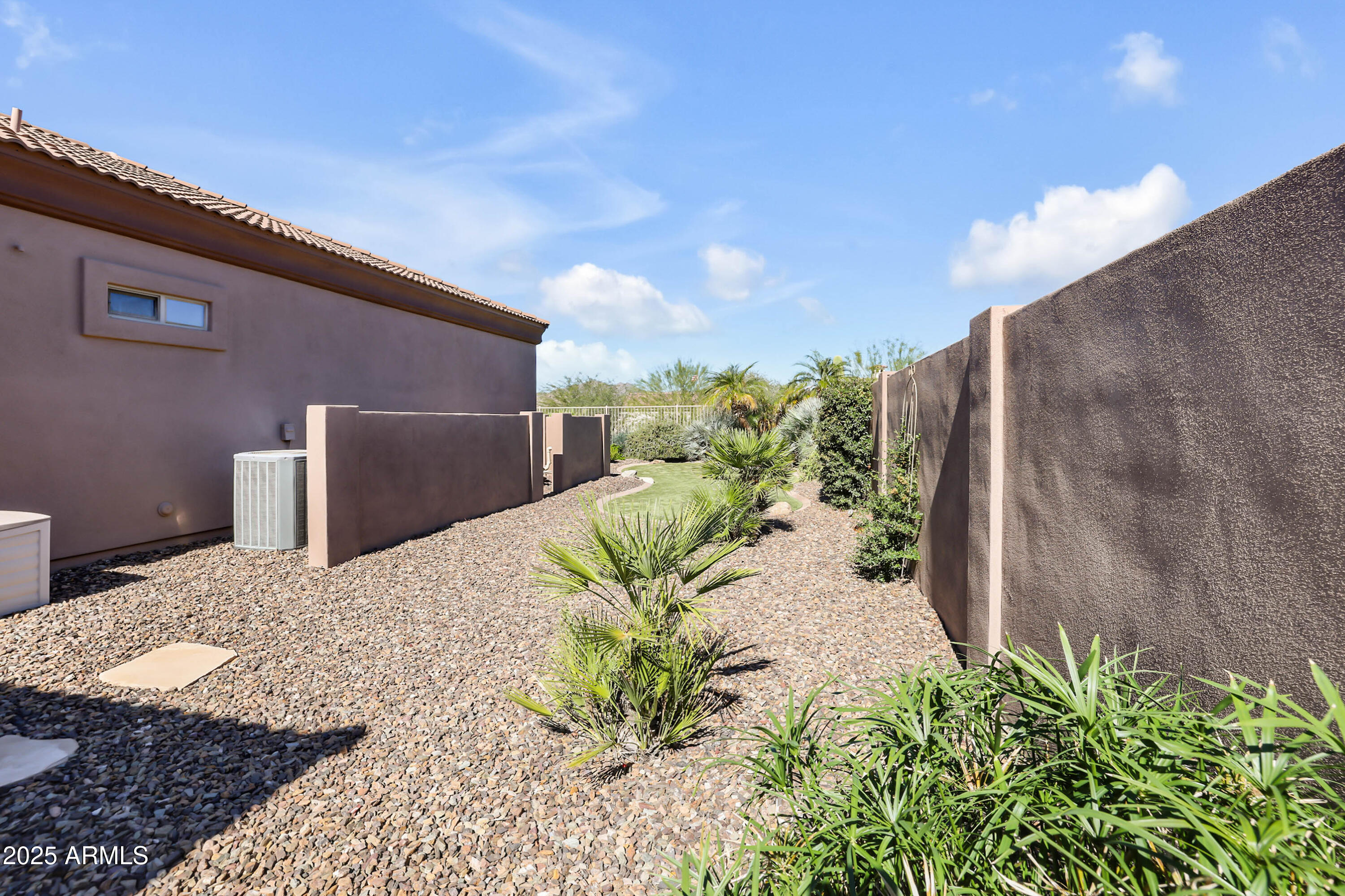 9710 E INGLEWOOD Circle