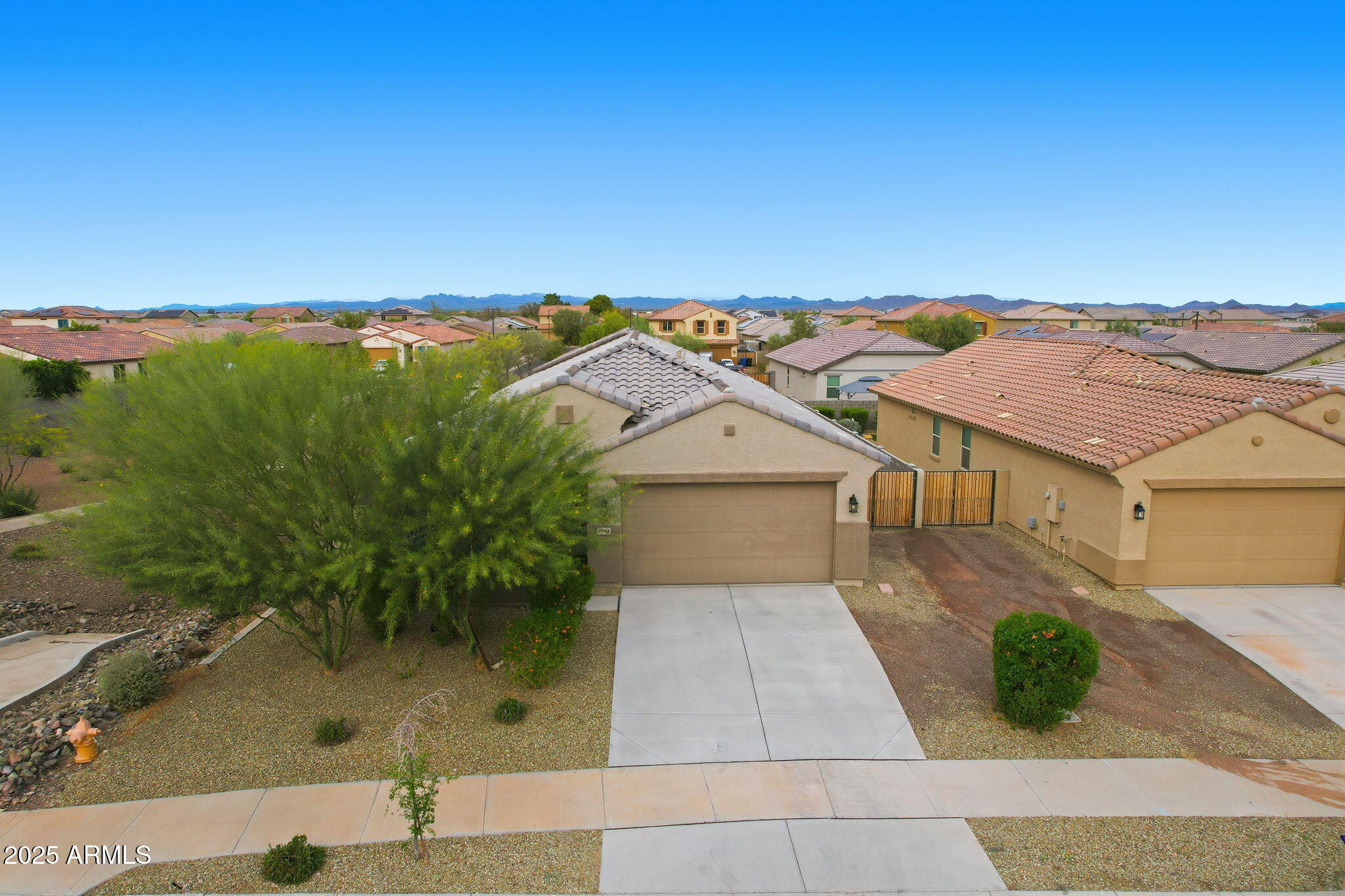 17594 W COUNTRY CLUB Terrace