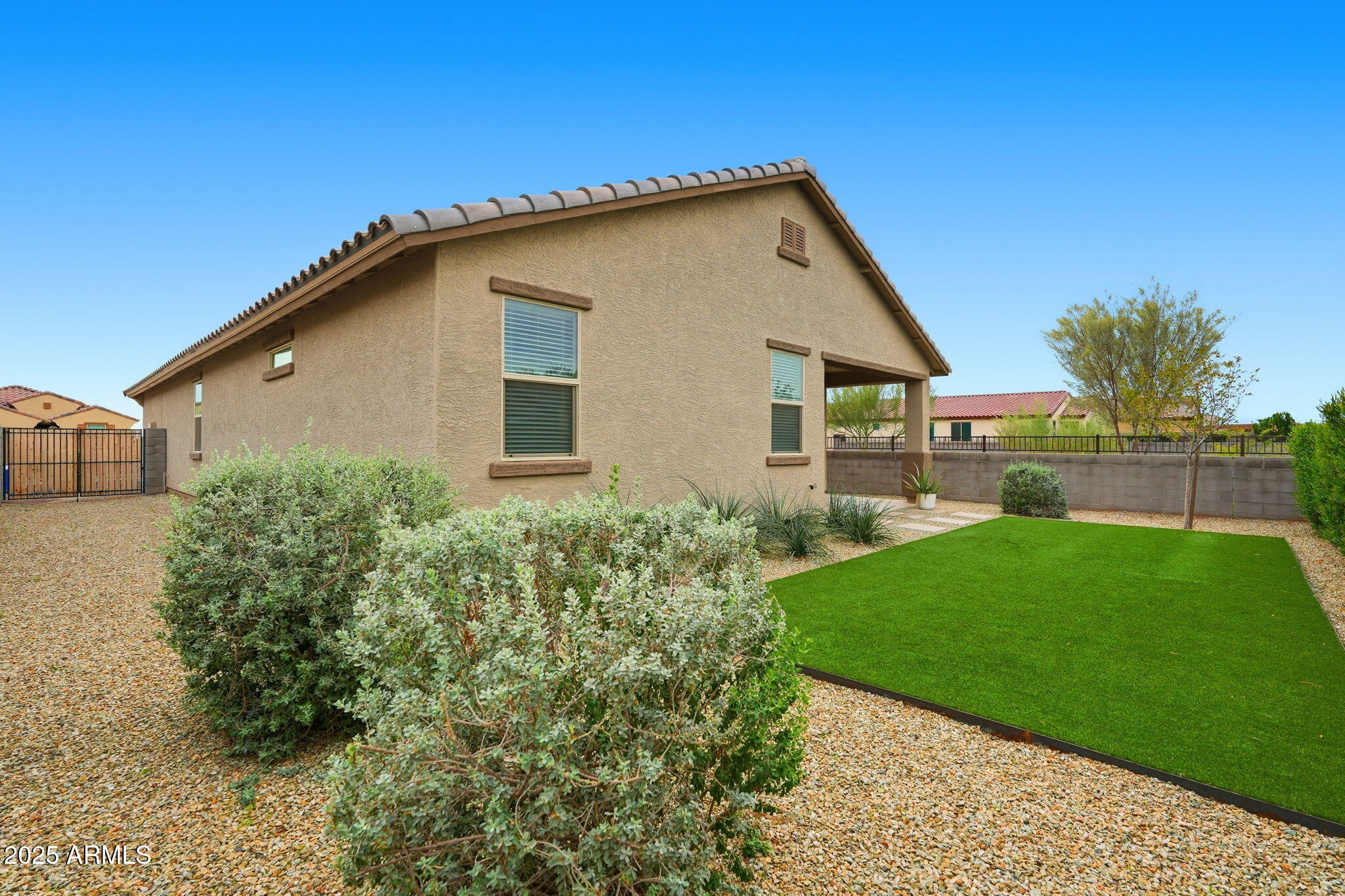 17594 W COUNTRY CLUB Terrace