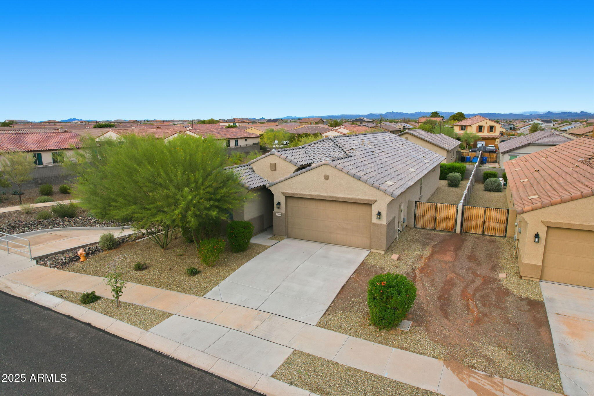 17594 W COUNTRY CLUB Terrace