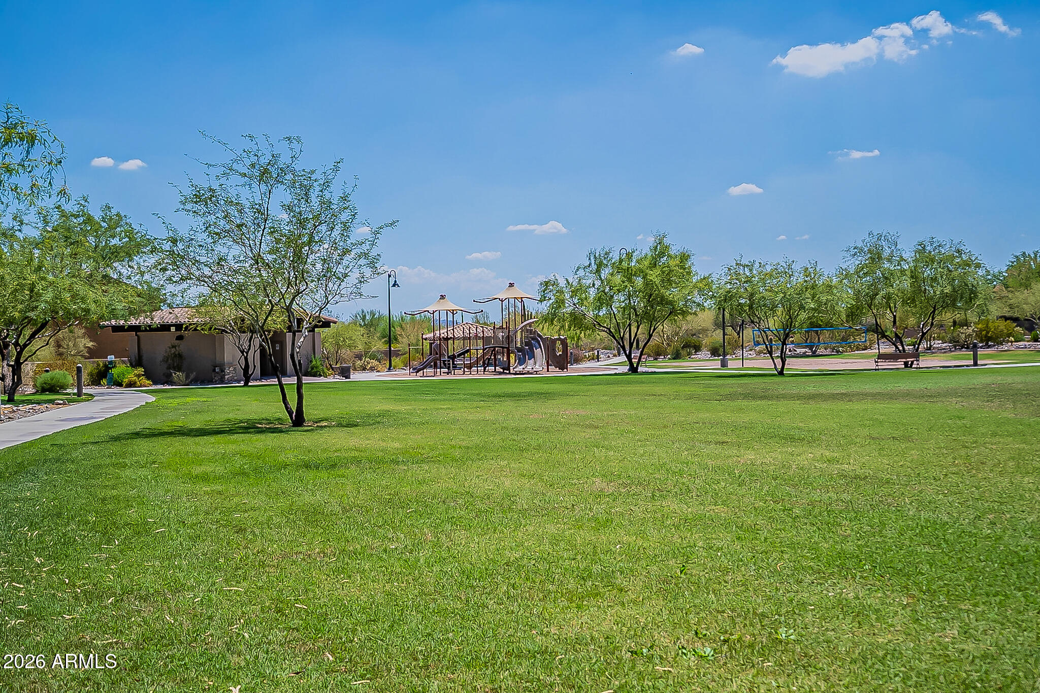 10018 E RIDGERUNNER Drive