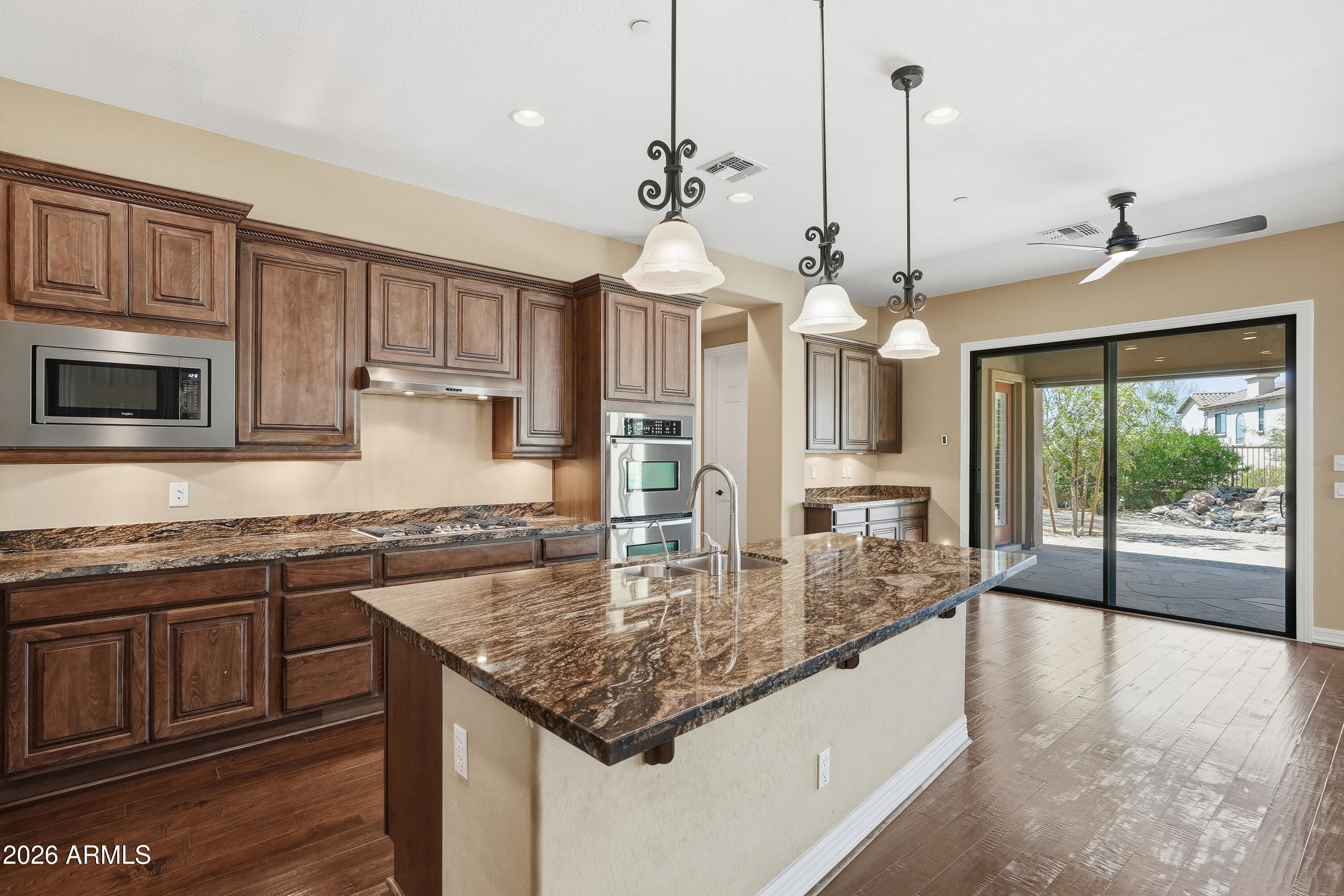 10018 E RIDGERUNNER Drive